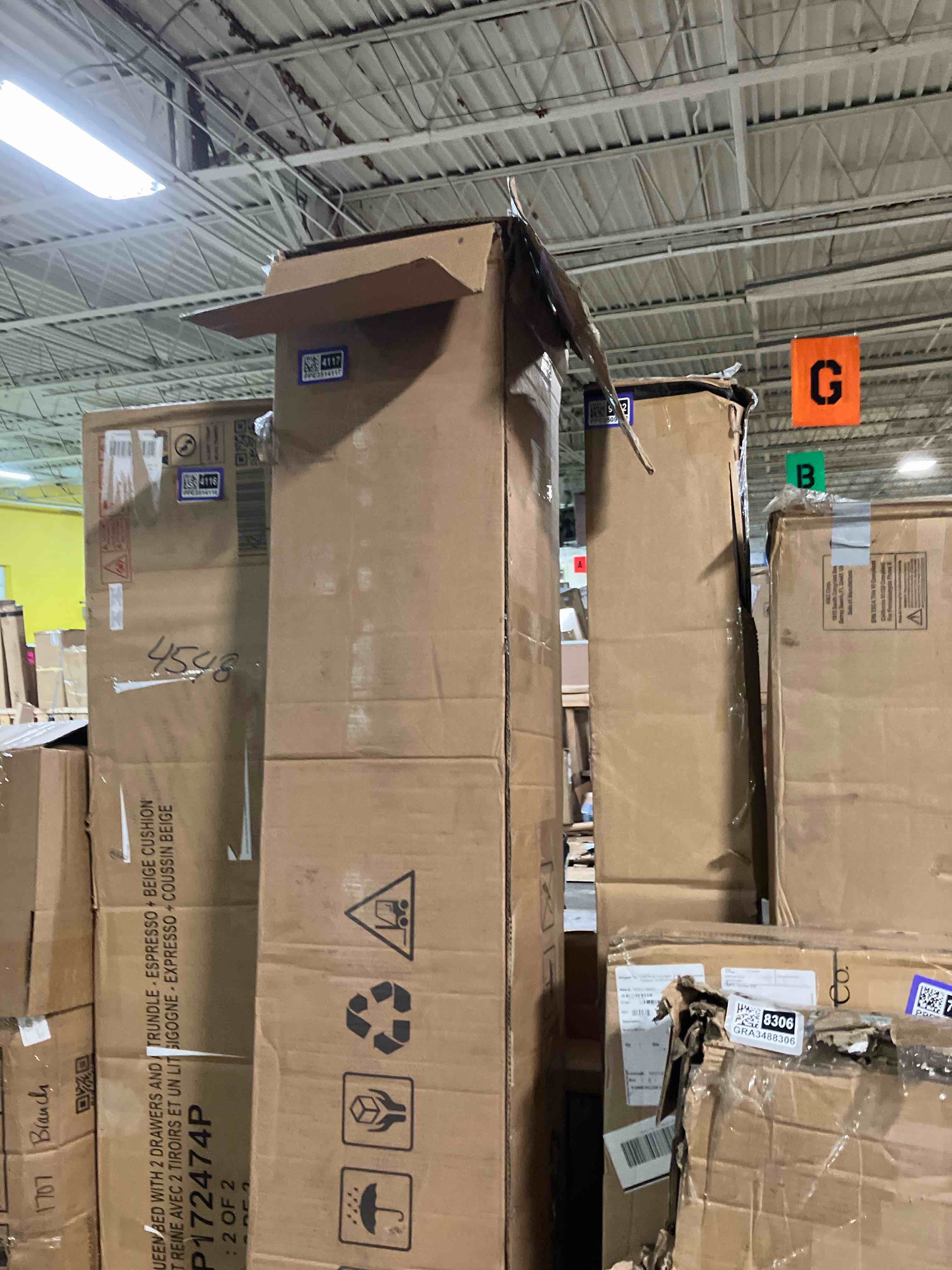 https://s3.amazonaws.com/lotting-images-prod/phillipi/PPE3514117_1760385447048.jpeg