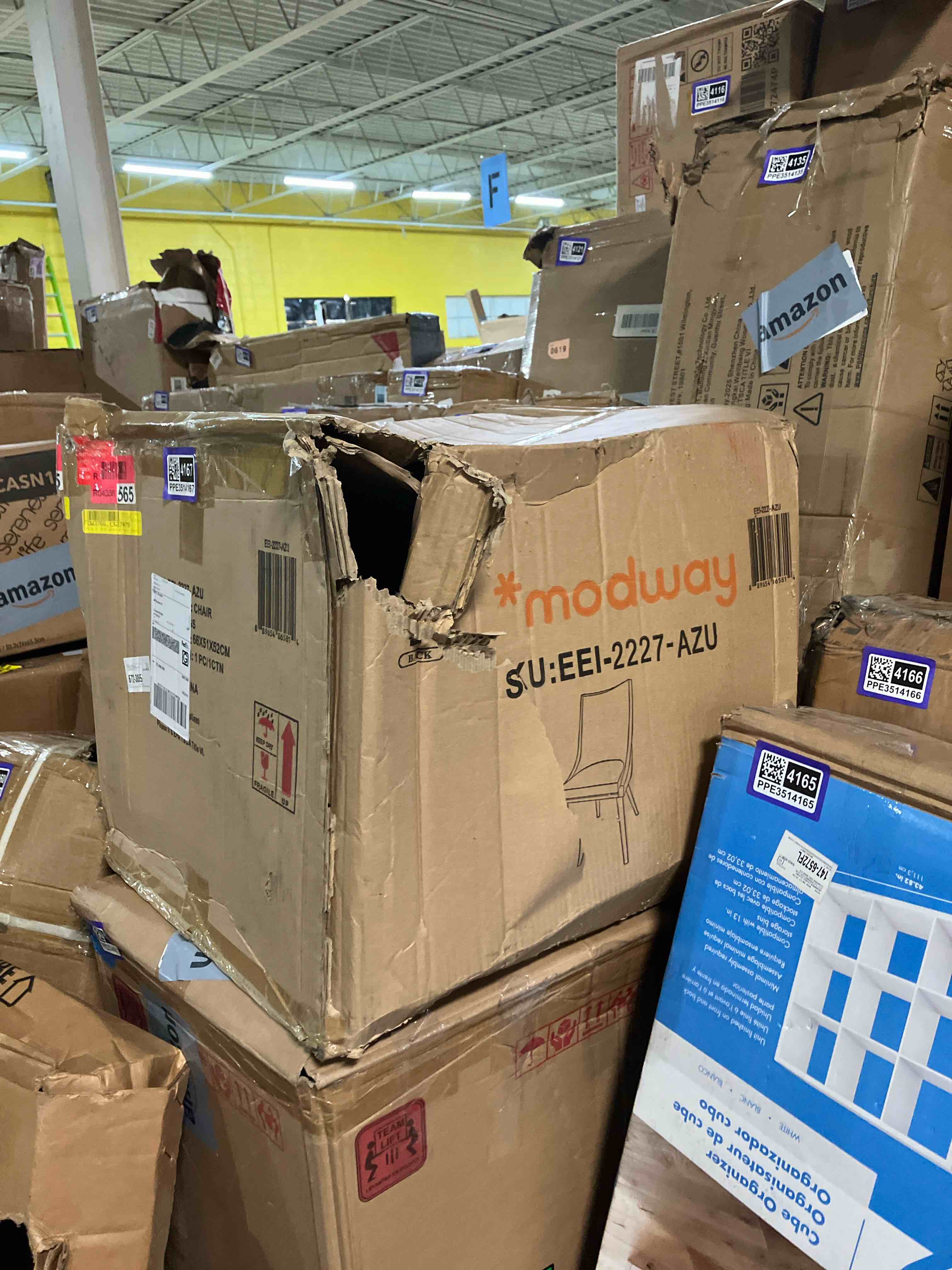 https://s3.amazonaws.com/lotting-images-prod/phillipi/PPE3514167_1760468965490.jpeg