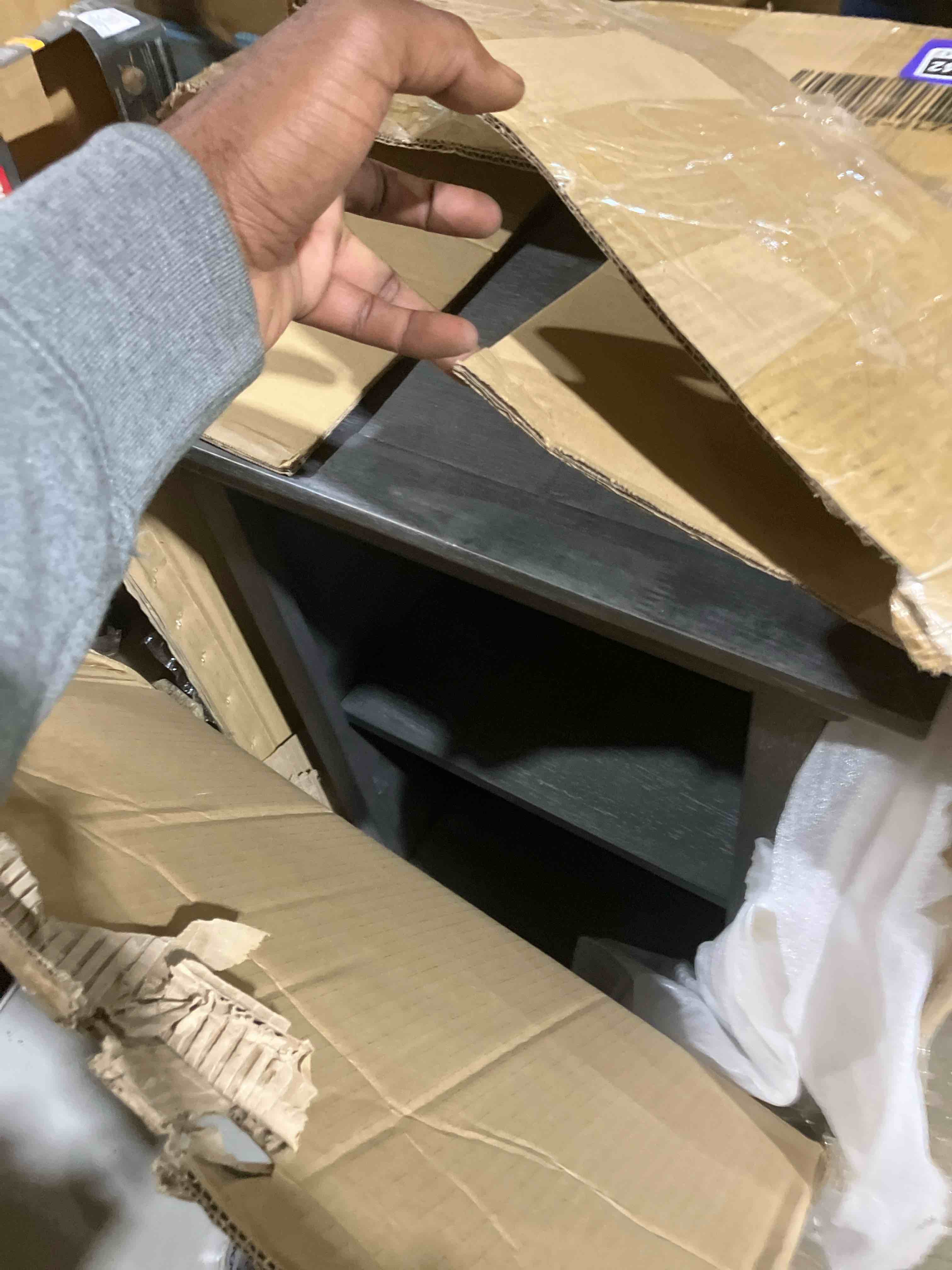 https://s3.amazonaws.com/lotting-images-prod/phillipi/PPE3514172_1760361671027.jpeg