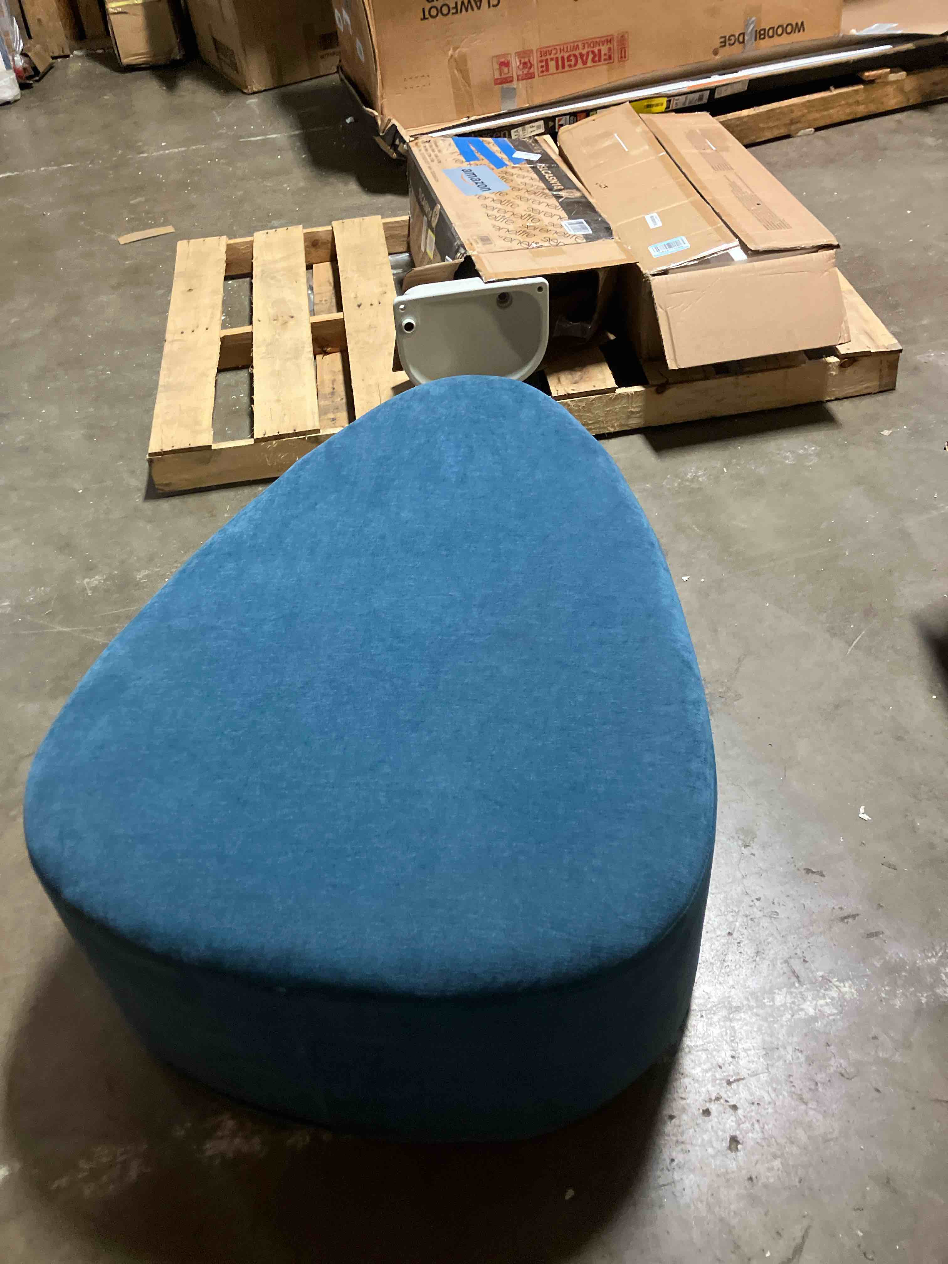 https://s3.amazonaws.com/lotting-images-prod/phillipi/PPE3514328_1760458134322.jpeg
