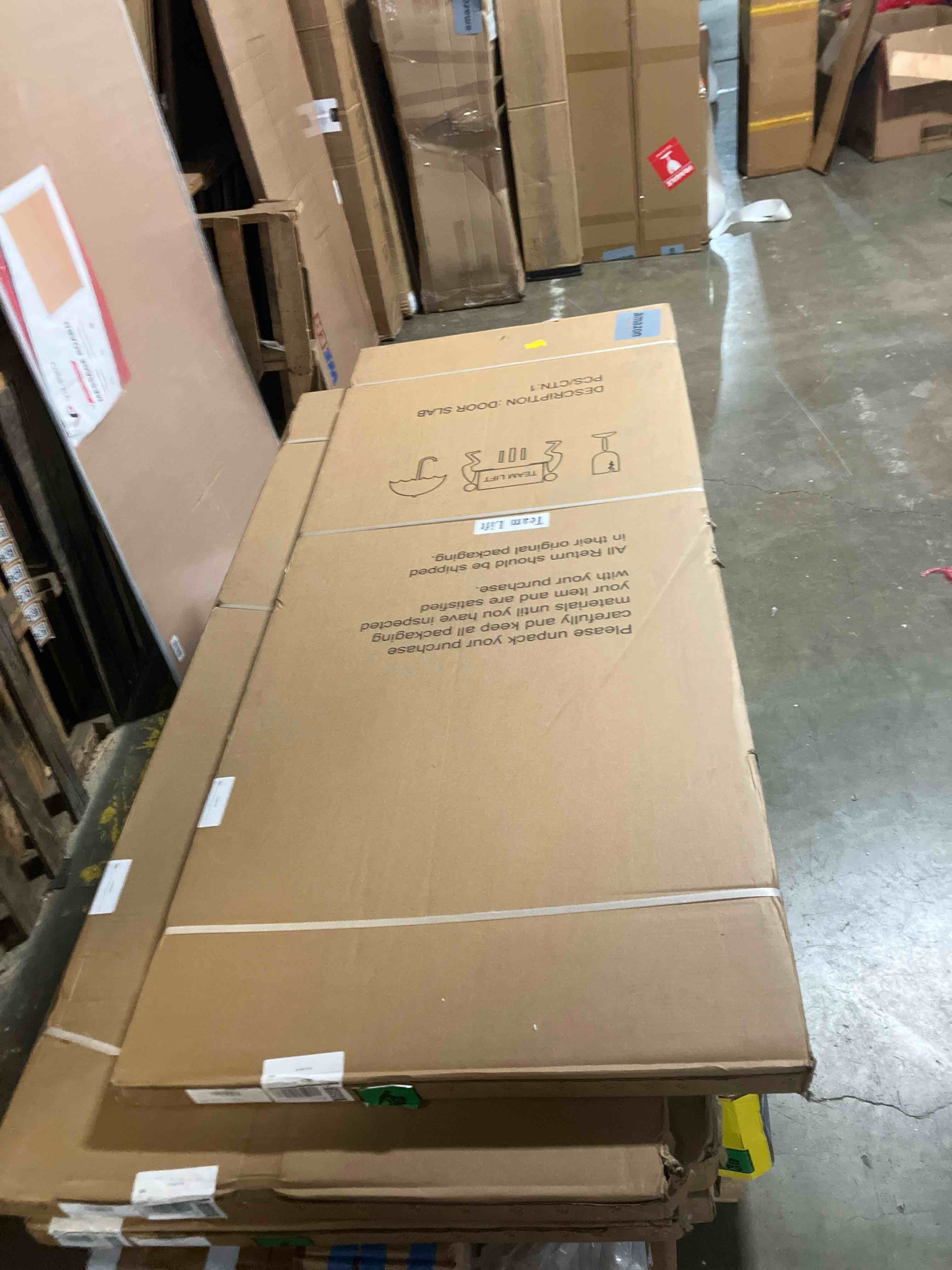 https://s3.amazonaws.com/lotting-images-prod/phillipi/PPE3514343_1760463576054.jpeg
