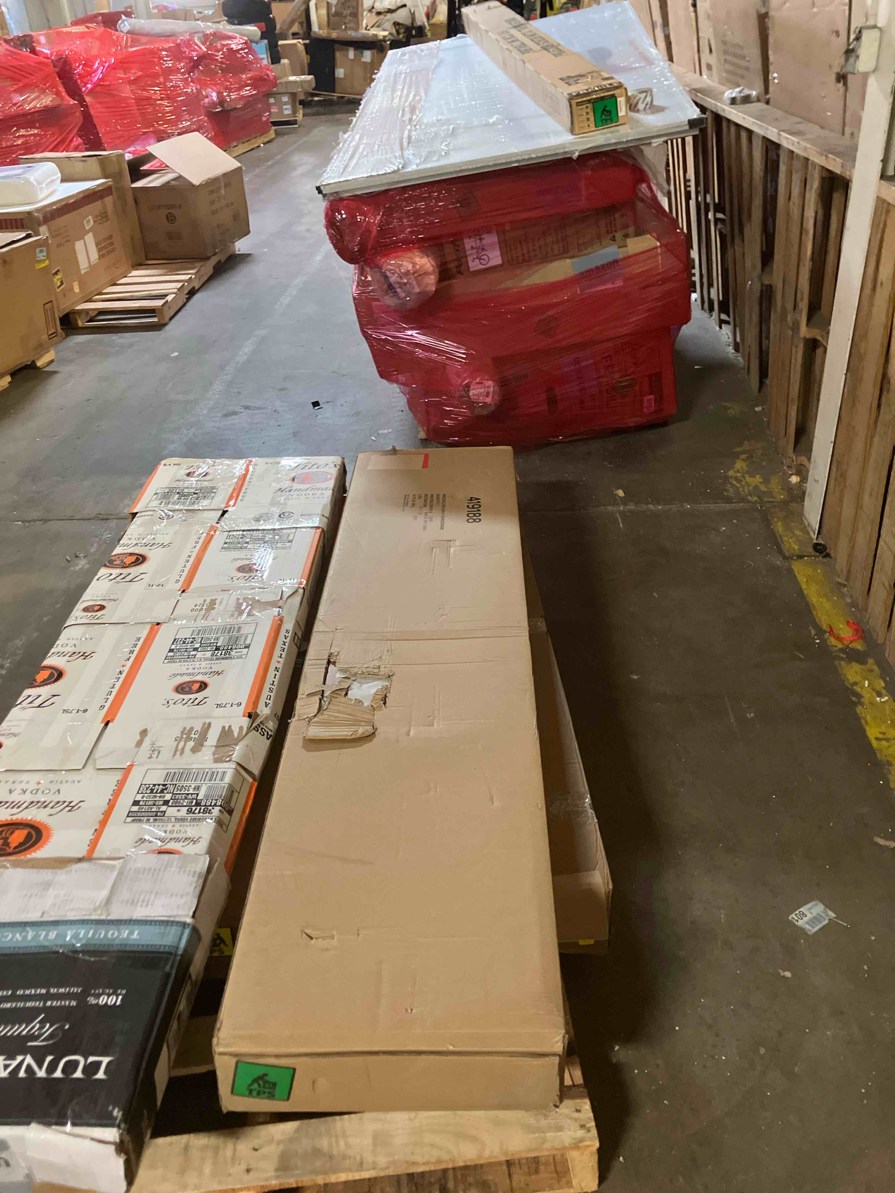 https://s3.amazonaws.com/lotting-images-prod/phillipi/PPE3514371_1760472174645.jpeg