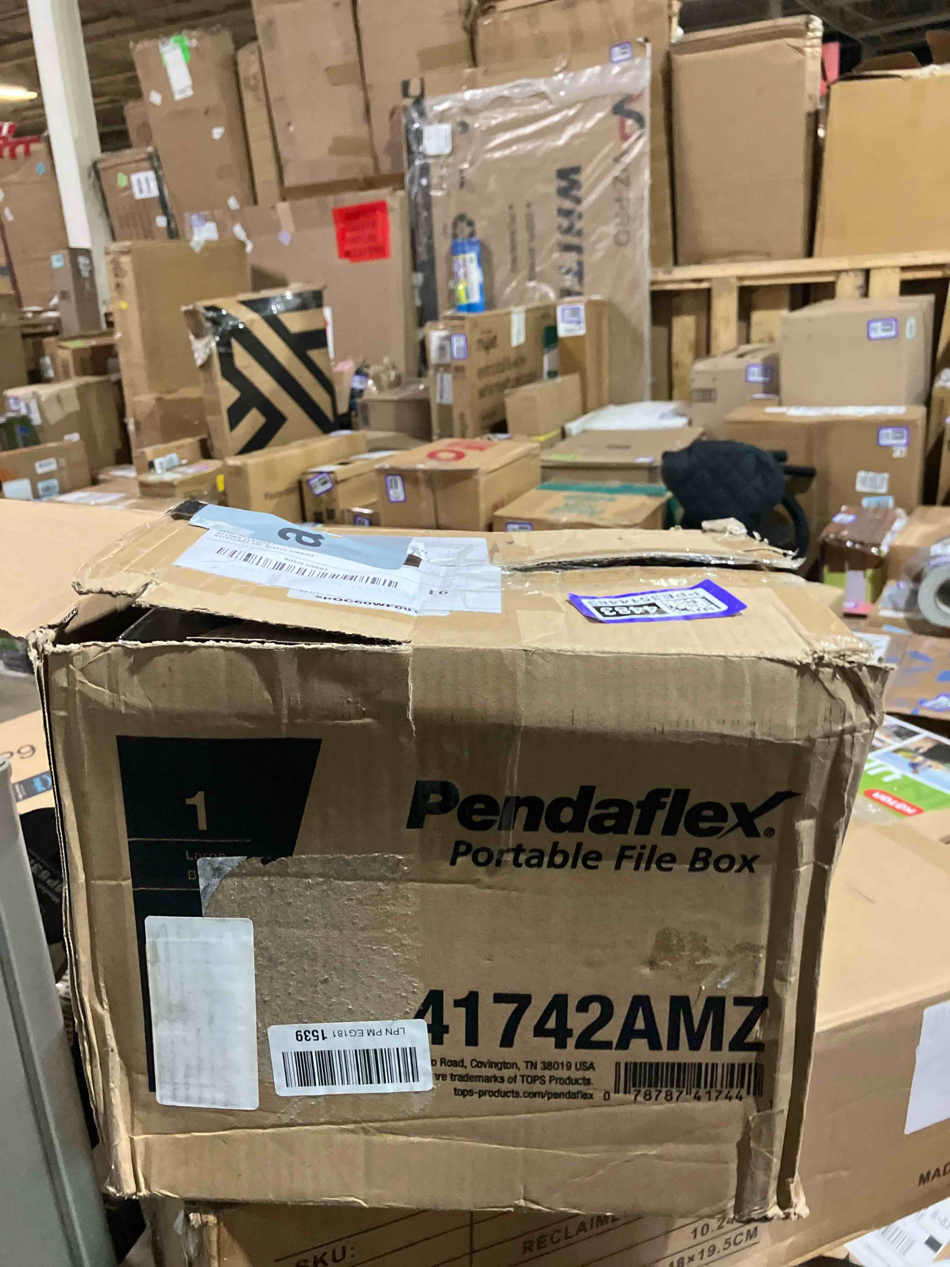 https://s3.amazonaws.com/lotting-images-prod/phillipi/PPE3514483_1760457682324.jpeg