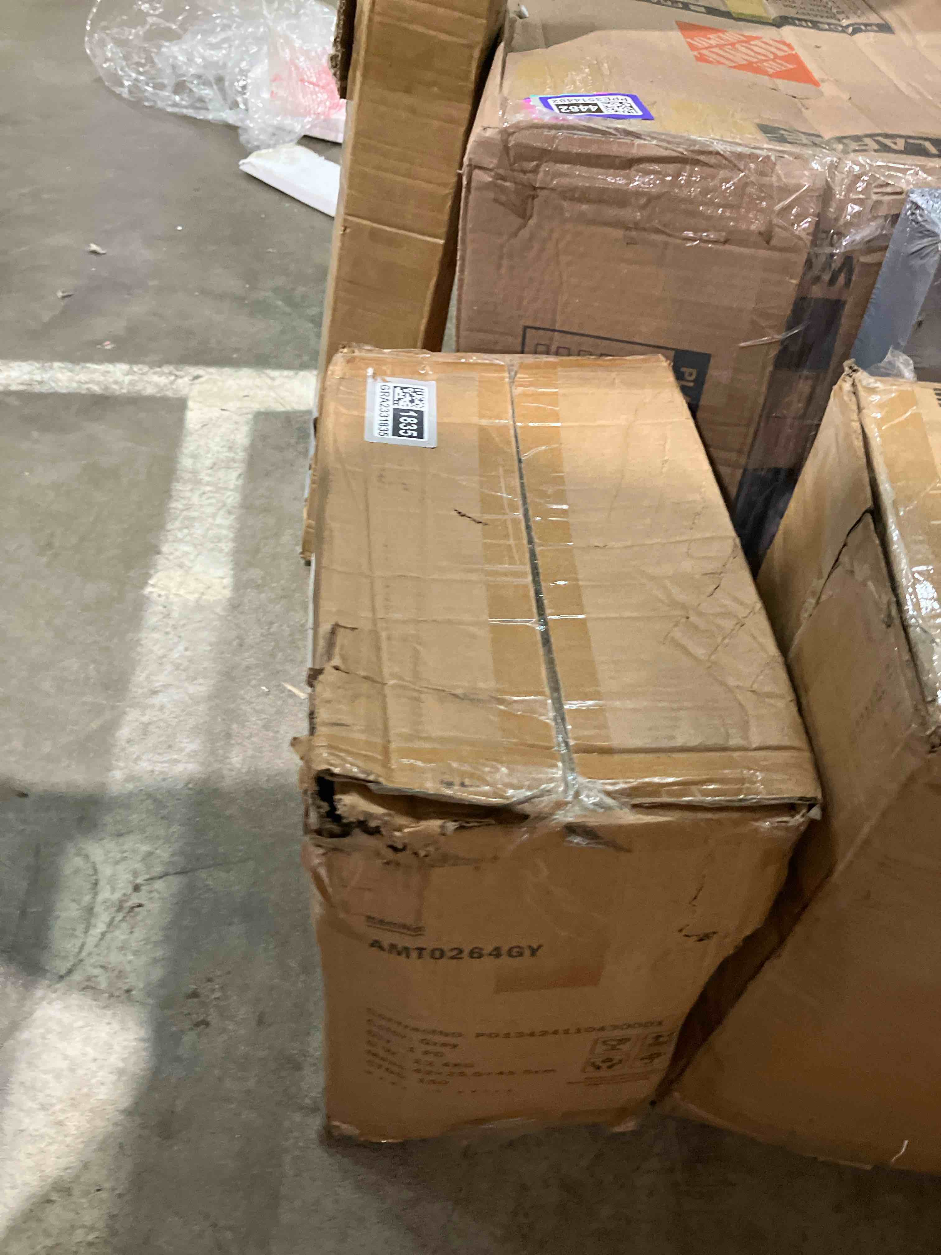 https://s3.amazonaws.com/lotting-images-prod/phillipi/PPE3514489_1760457610366.jpeg
