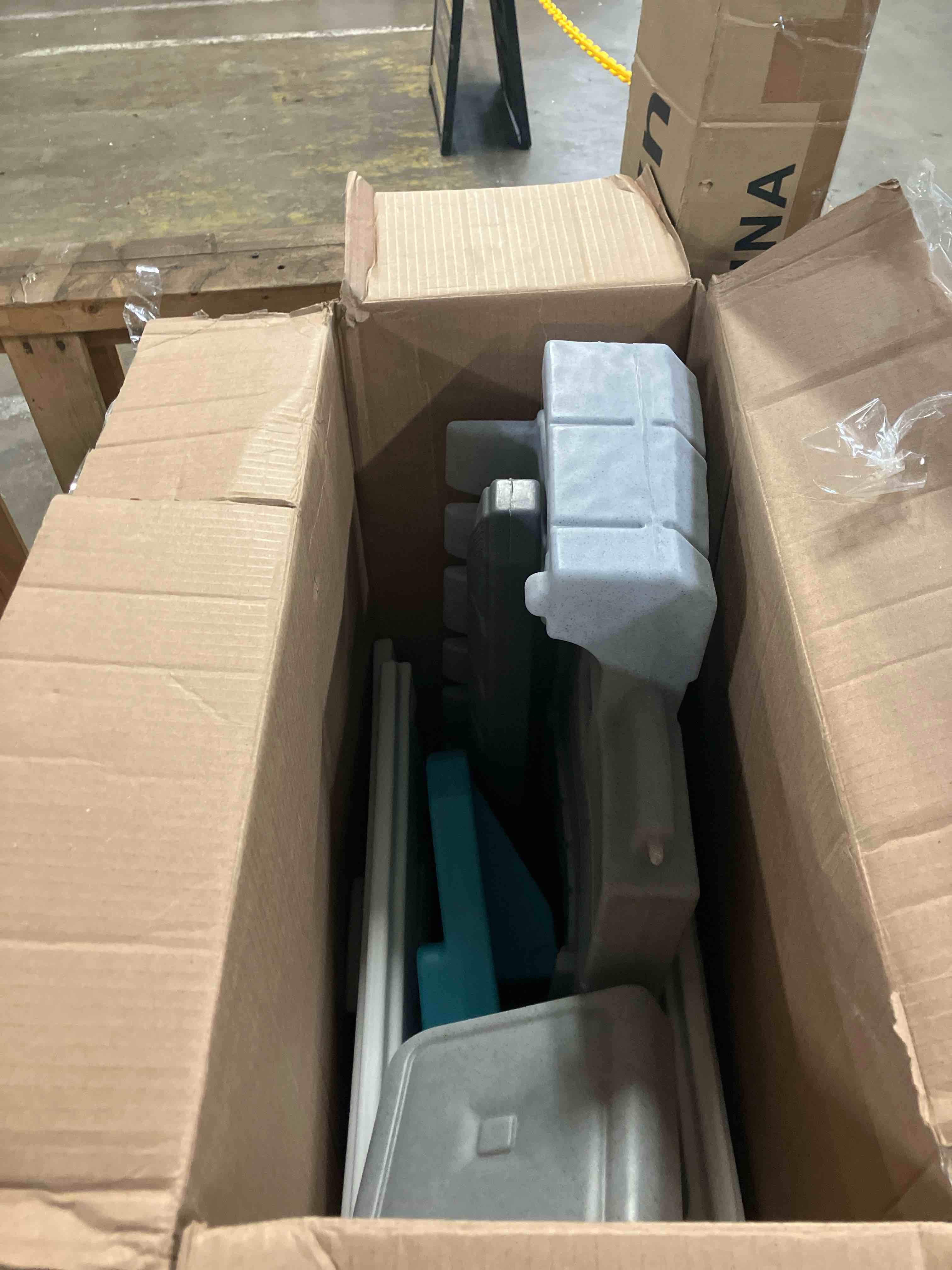 https://s3.amazonaws.com/lotting-images-prod/phillipi/PPE3514551_1760629047432.jpeg