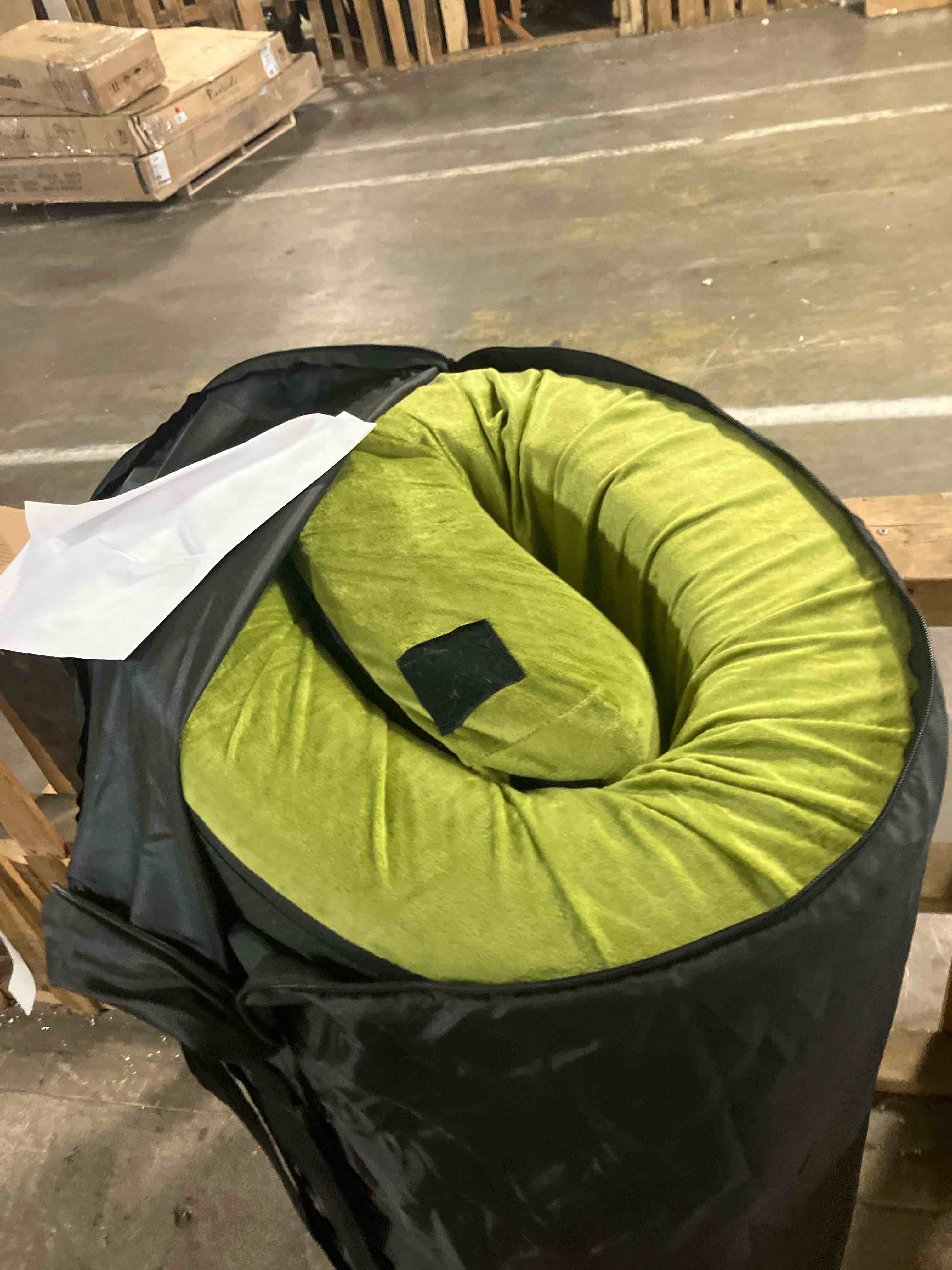 https://s3.amazonaws.com/lotting-images-prod/phillipi/PPE3514574_1760638175911.jpeg