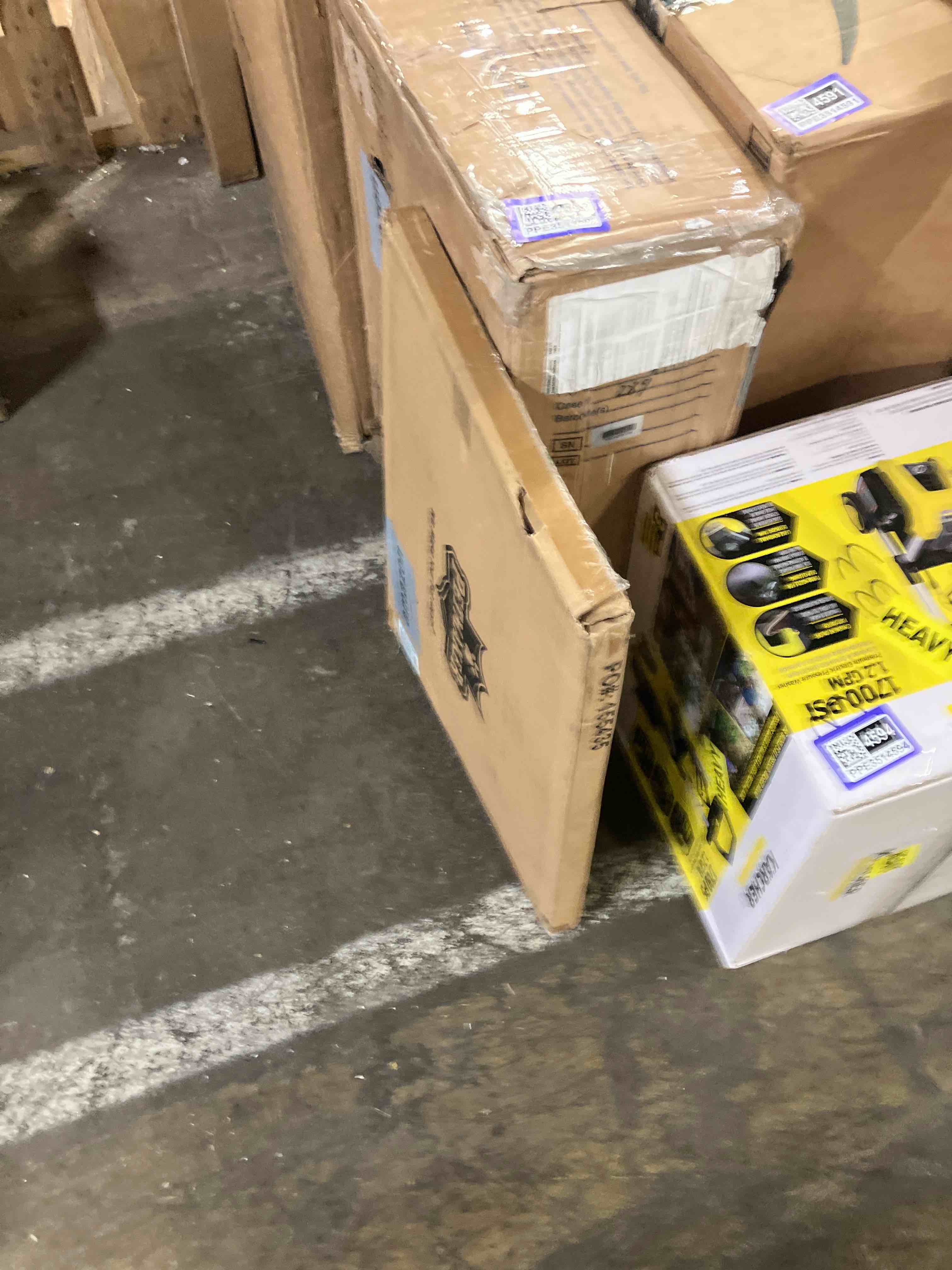 https://s3.amazonaws.com/lotting-images-prod/phillipi/PPE3514595_1760640566389.jpeg