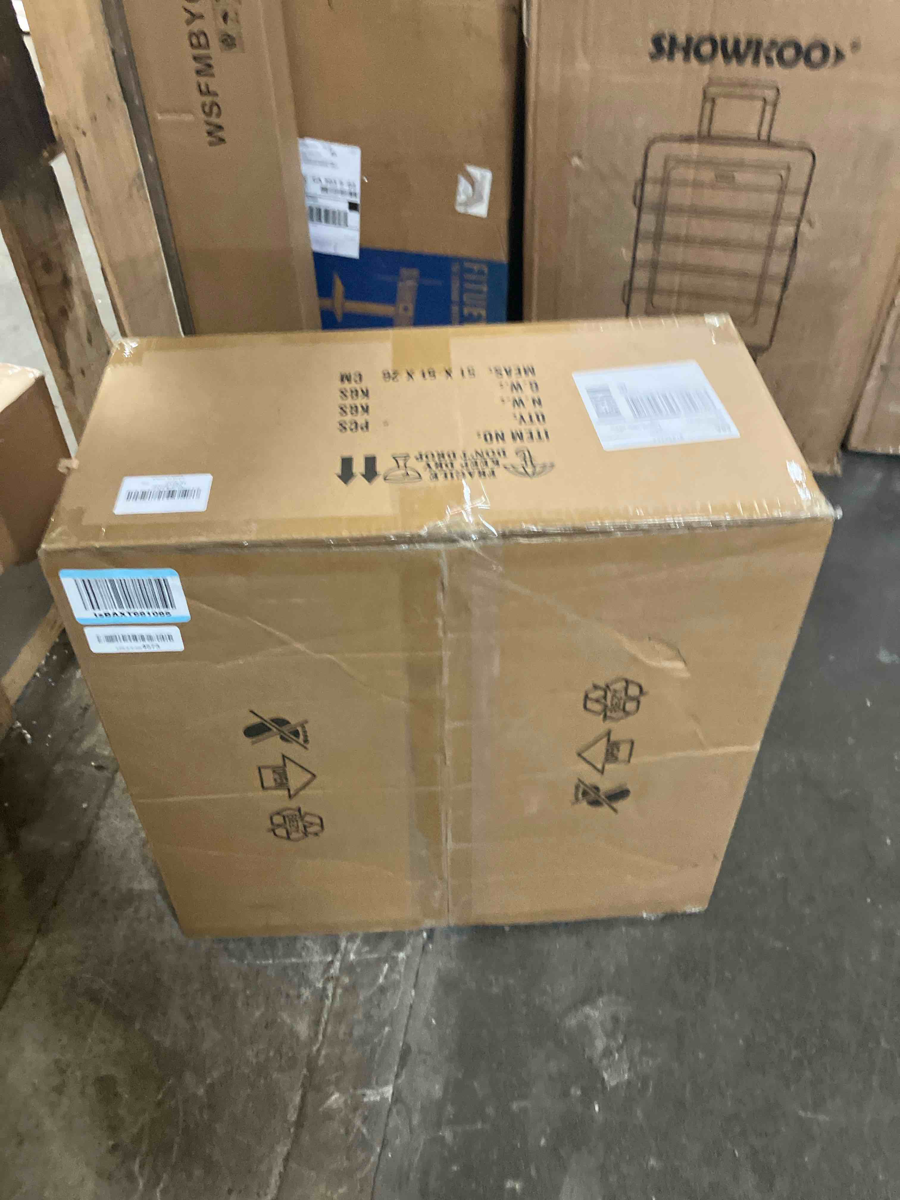 https://s3.amazonaws.com/lotting-images-prod/phillipi/PPE3514597_1760640687254.jpeg