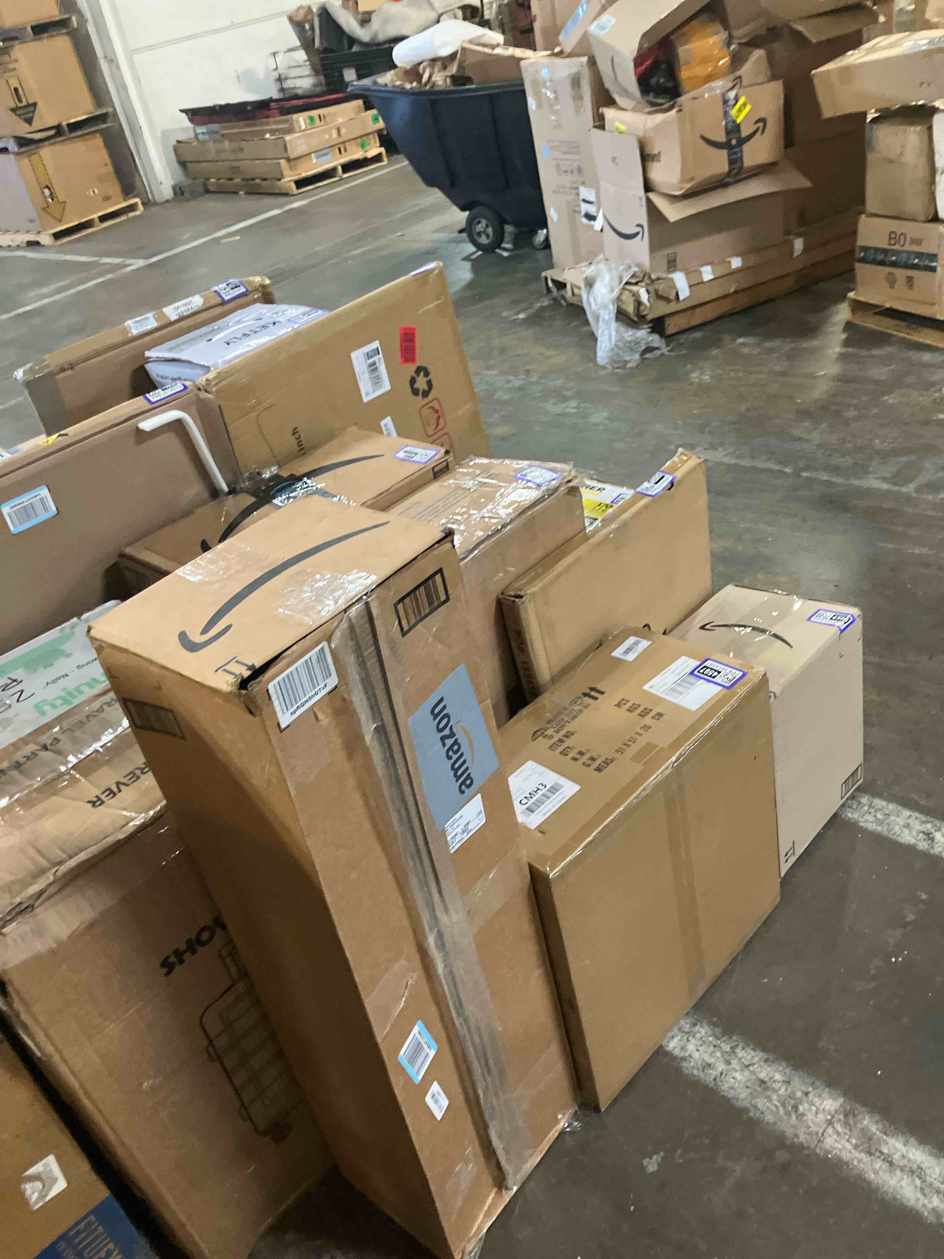 https://s3.amazonaws.com/lotting-images-prod/phillipi/PPE3514598_1760640852116.jpeg