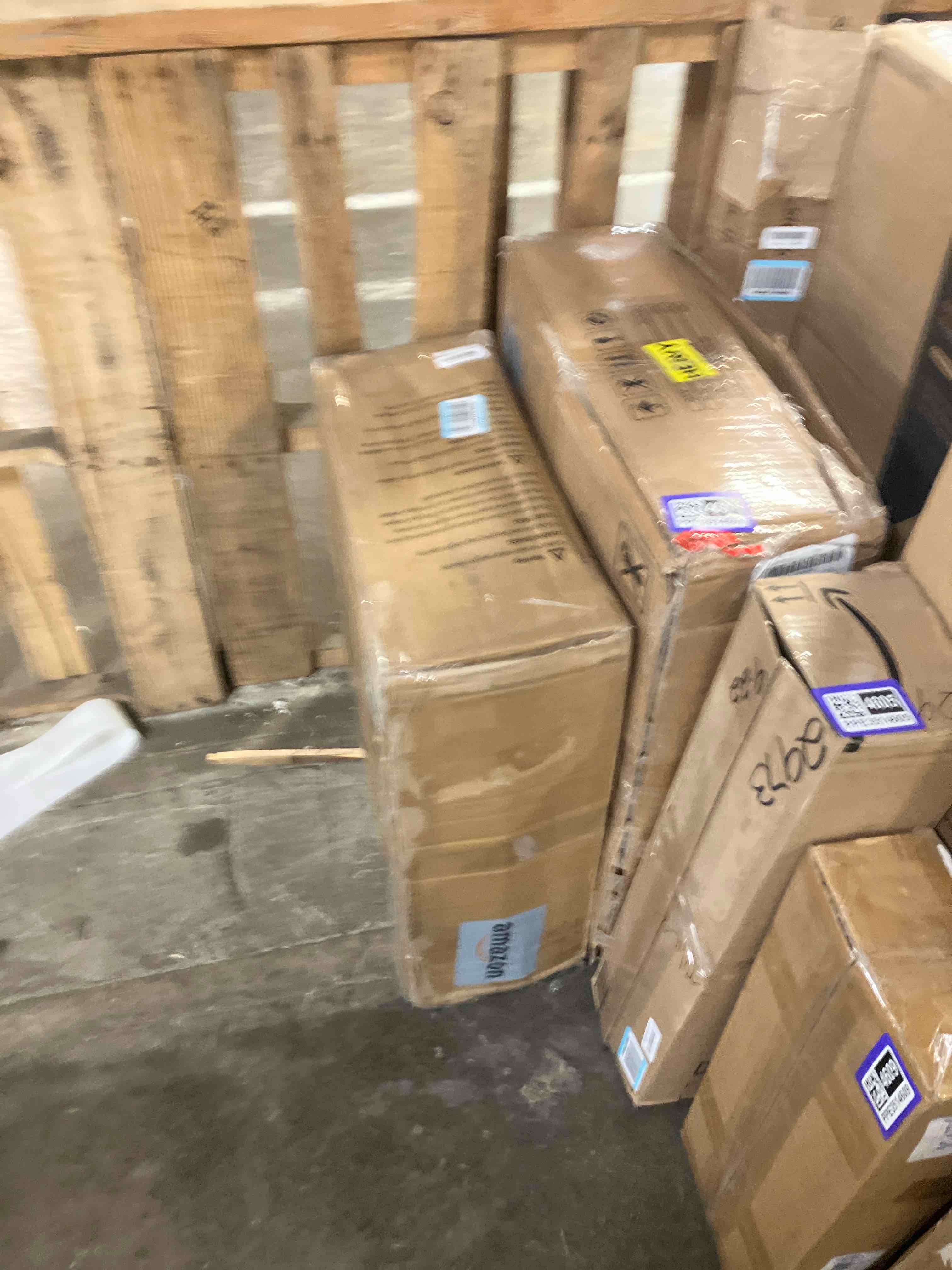 https://s3.amazonaws.com/lotting-images-prod/phillipi/PPE3514610_1760642079830.jpeg