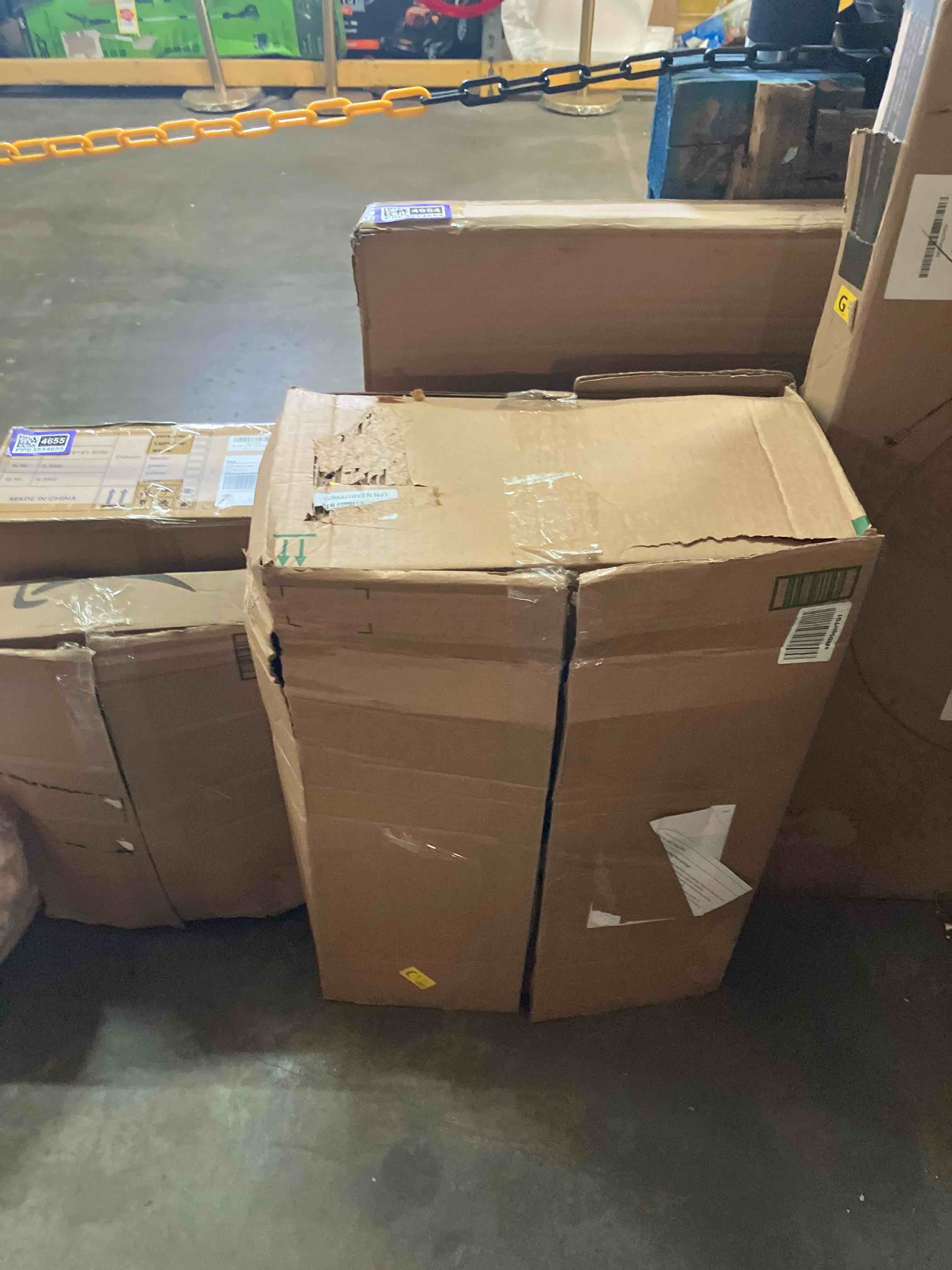 https://s3.amazonaws.com/lotting-images-prod/phillipi/PPE3514659_1760968295617.jpeg