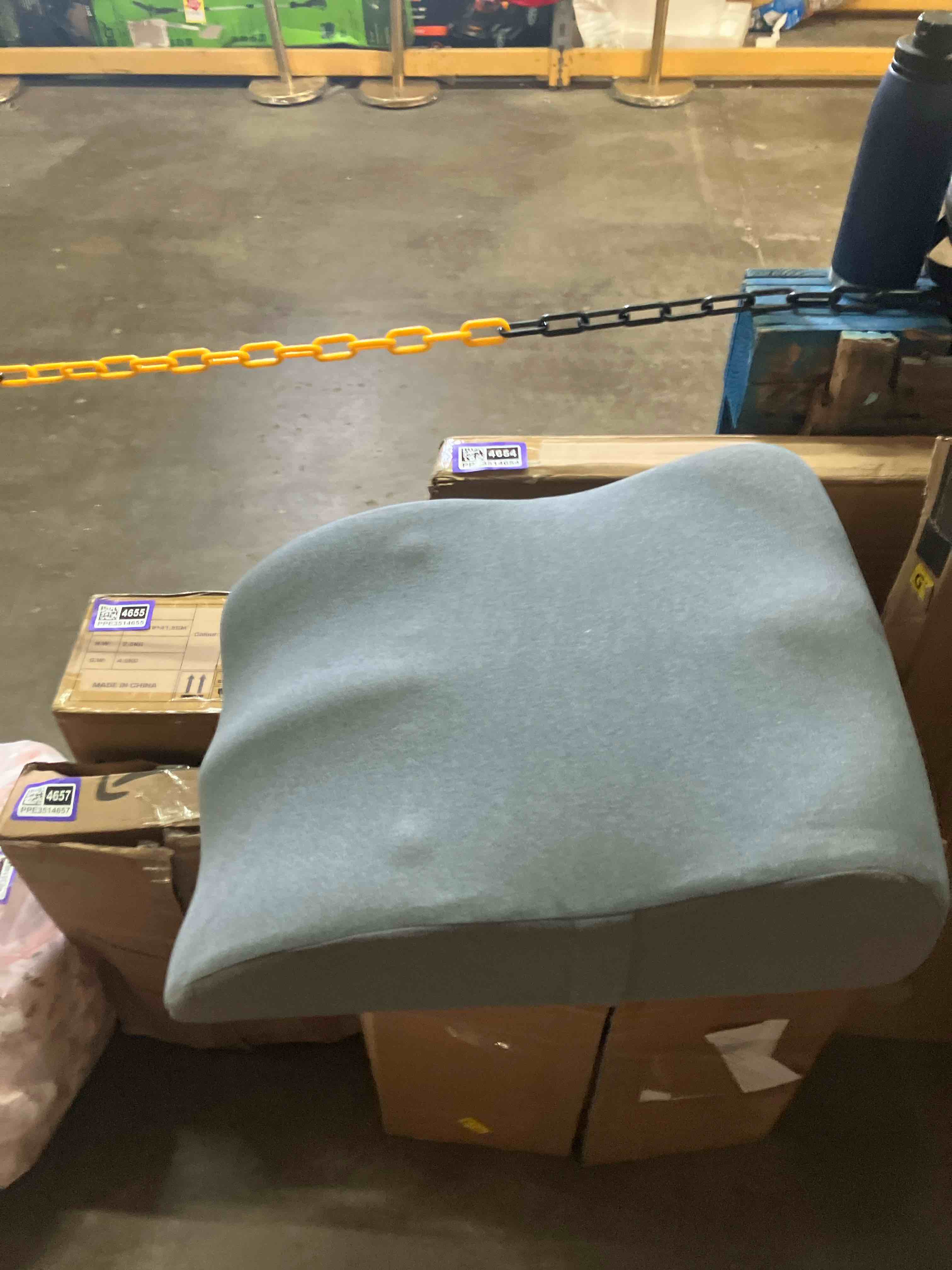 https://s3.amazonaws.com/lotting-images-prod/phillipi/PPE3514660_1760968357527.jpeg