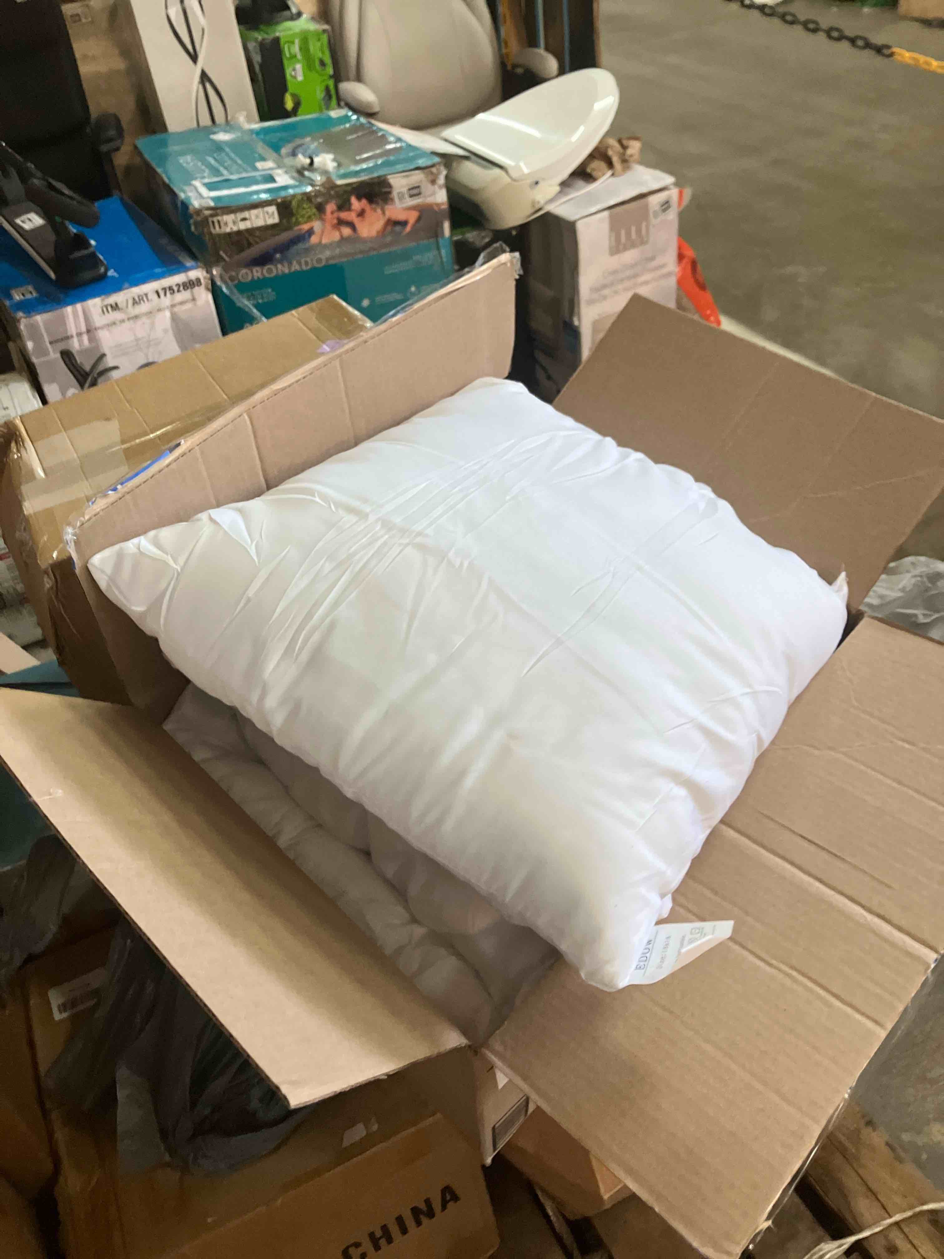 https://s3.amazonaws.com/lotting-images-prod/phillipi/PPE3514672_1760970245439.jpeg