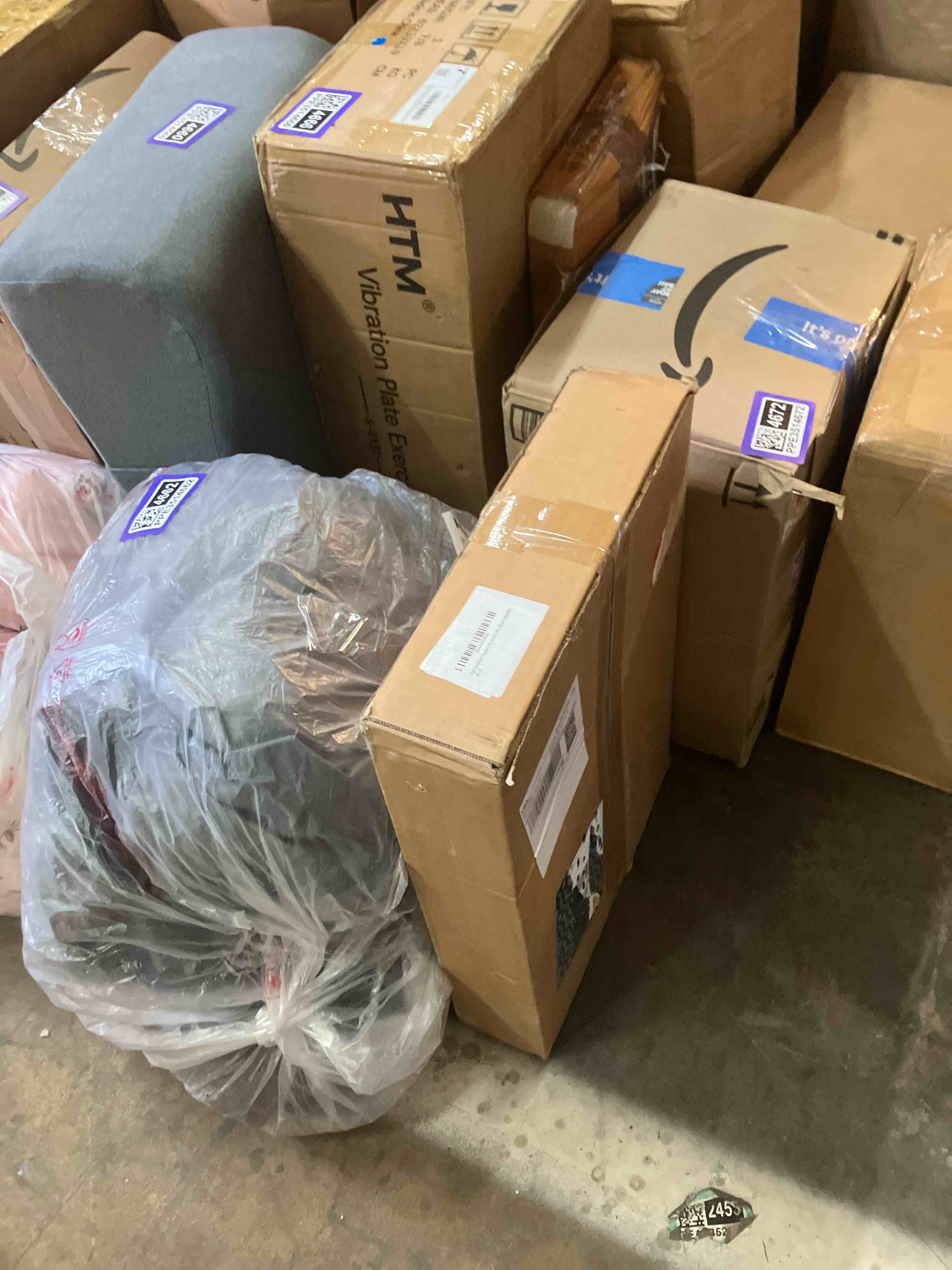 https://s3.amazonaws.com/lotting-images-prod/phillipi/PPE3514674_1760970428515.jpeg