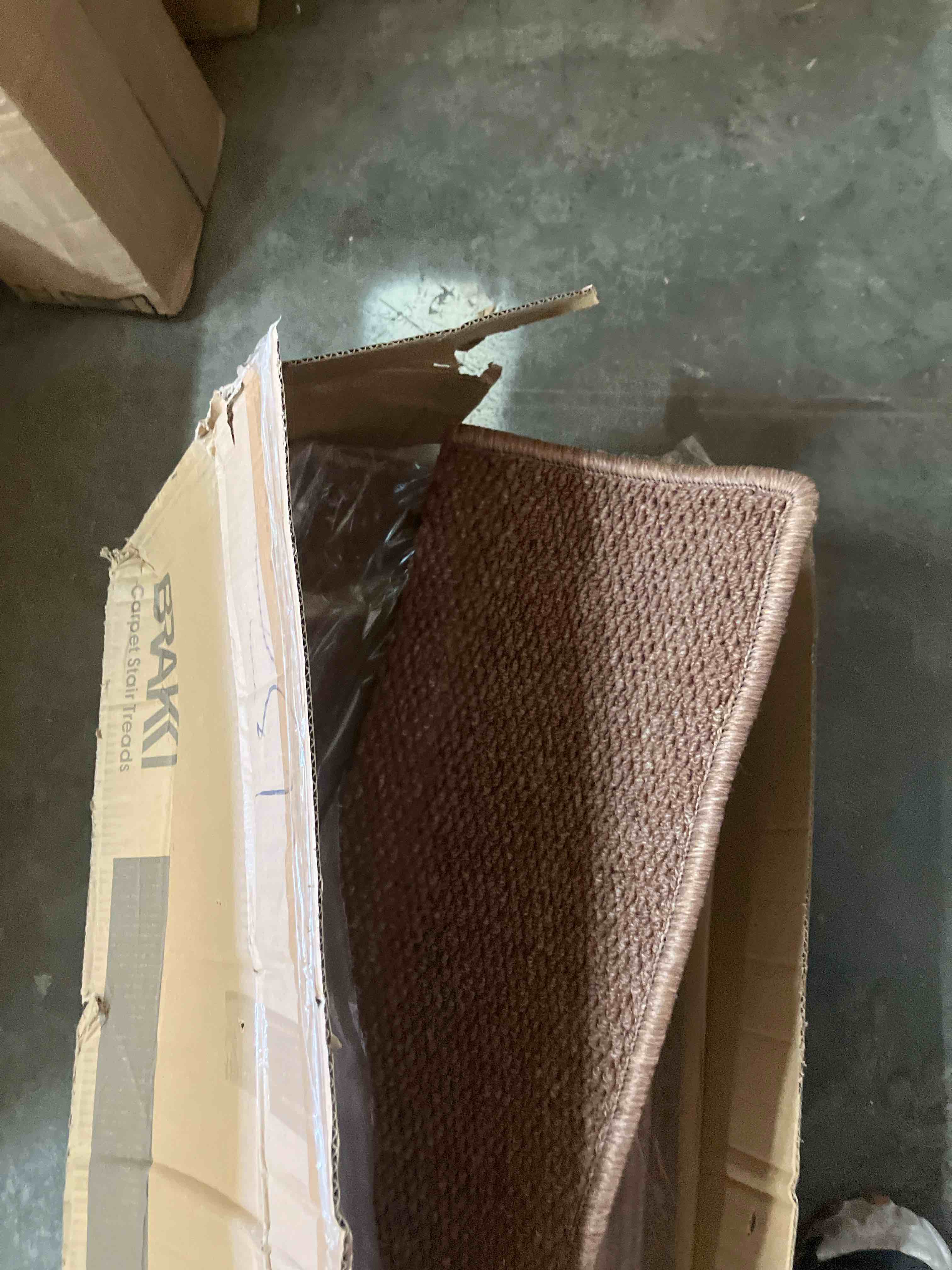 https://s3.amazonaws.com/lotting-images-prod/phillipi/PPE3514675_1760970535183.jpeg