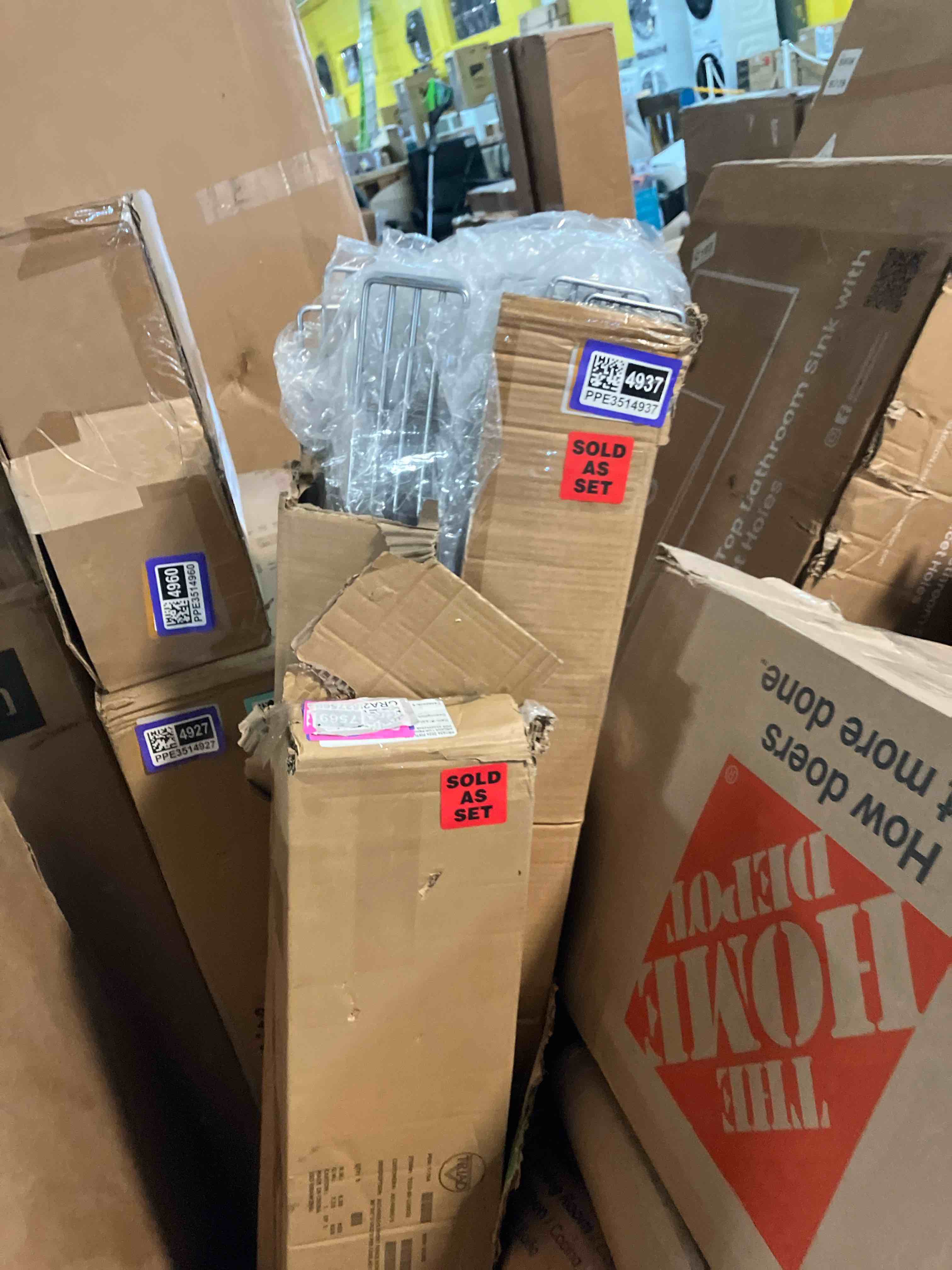 https://s3.amazonaws.com/lotting-images-prod/phillipi/PPE3514937_1760979062896.jpeg