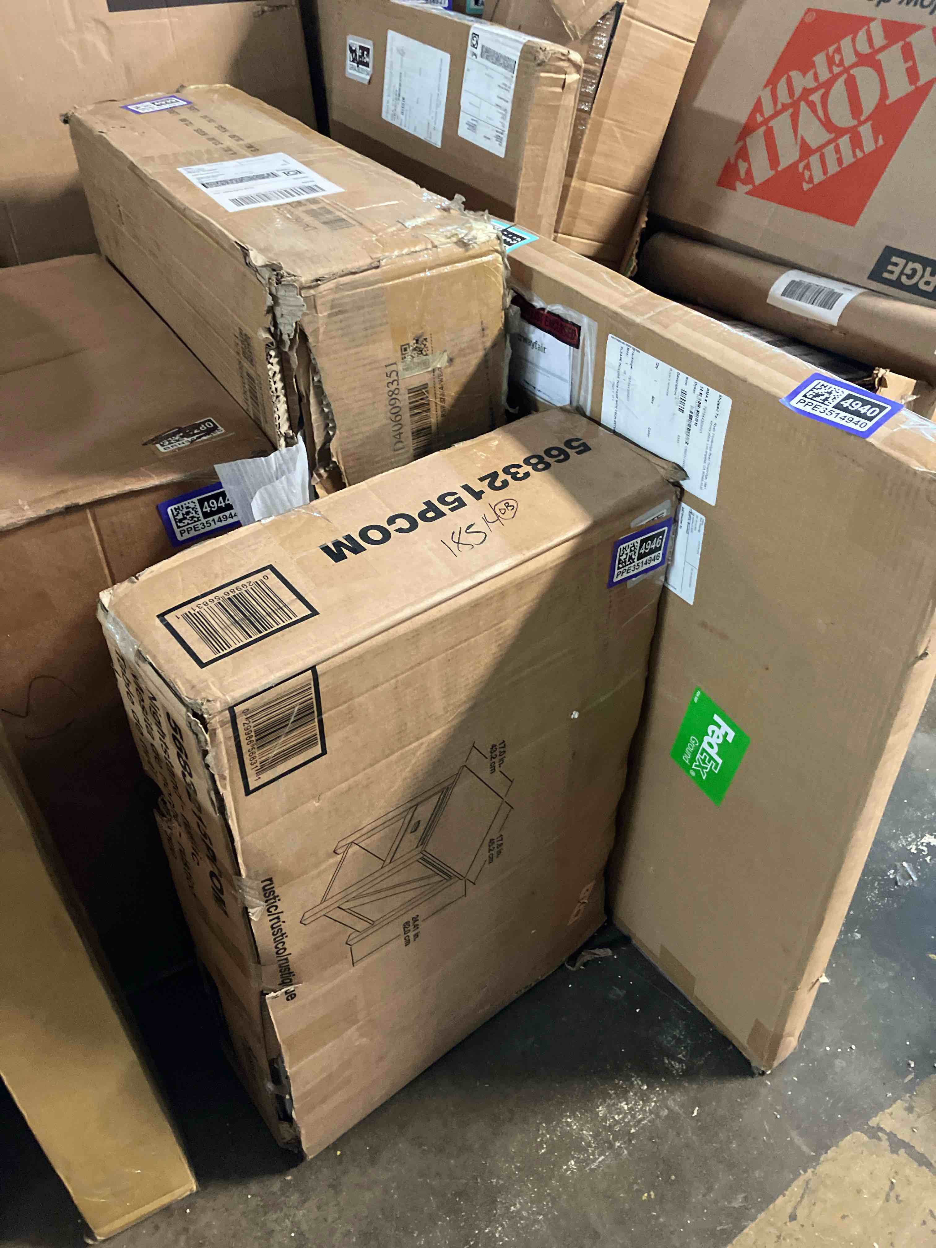 https://s3.amazonaws.com/lotting-images-prod/phillipi/PPE3514946_1760976437155.jpeg
