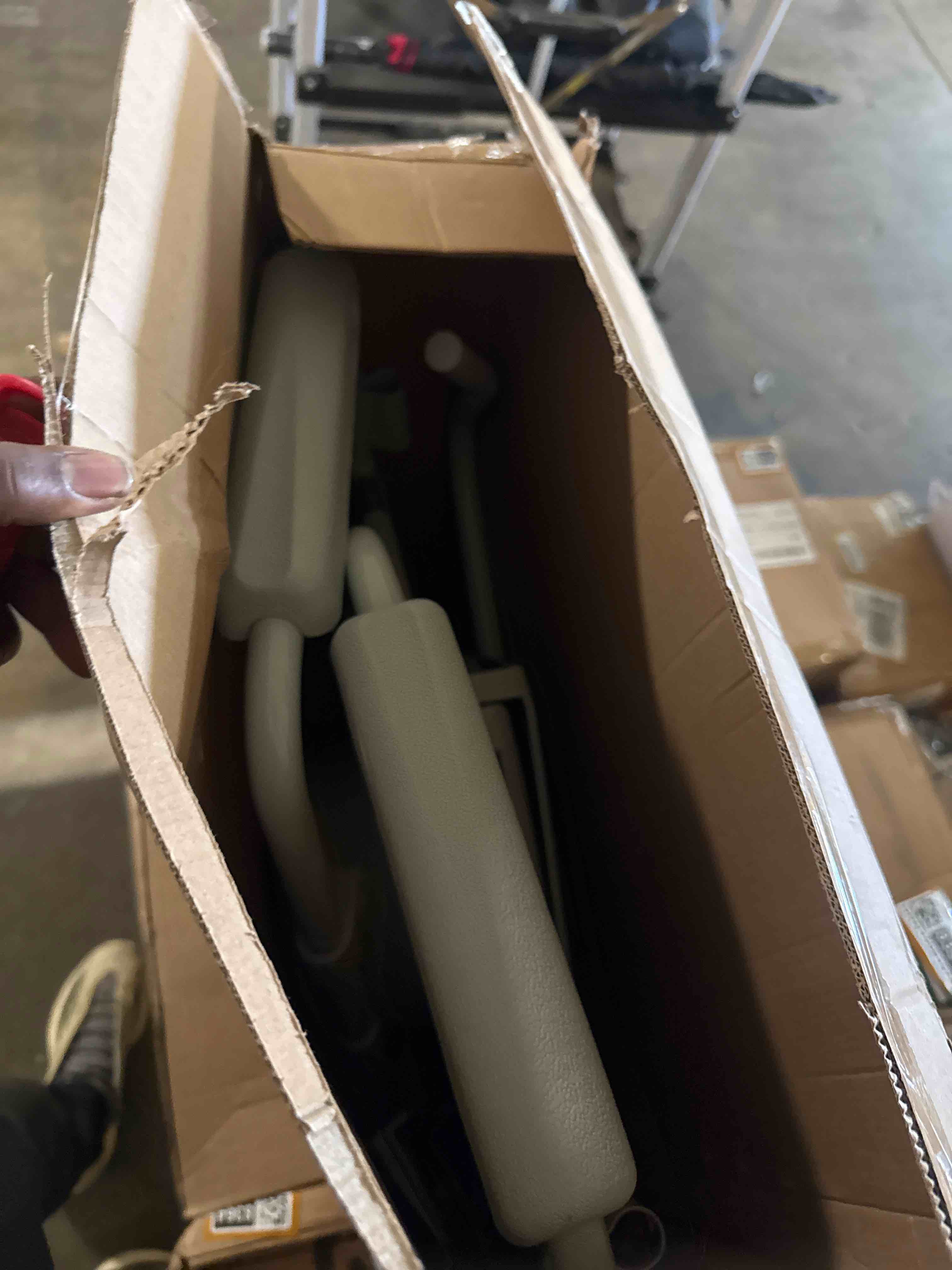 https://s3.amazonaws.com/lotting-images-prod/phillipi/PPE3514992_1761069988953.jpeg