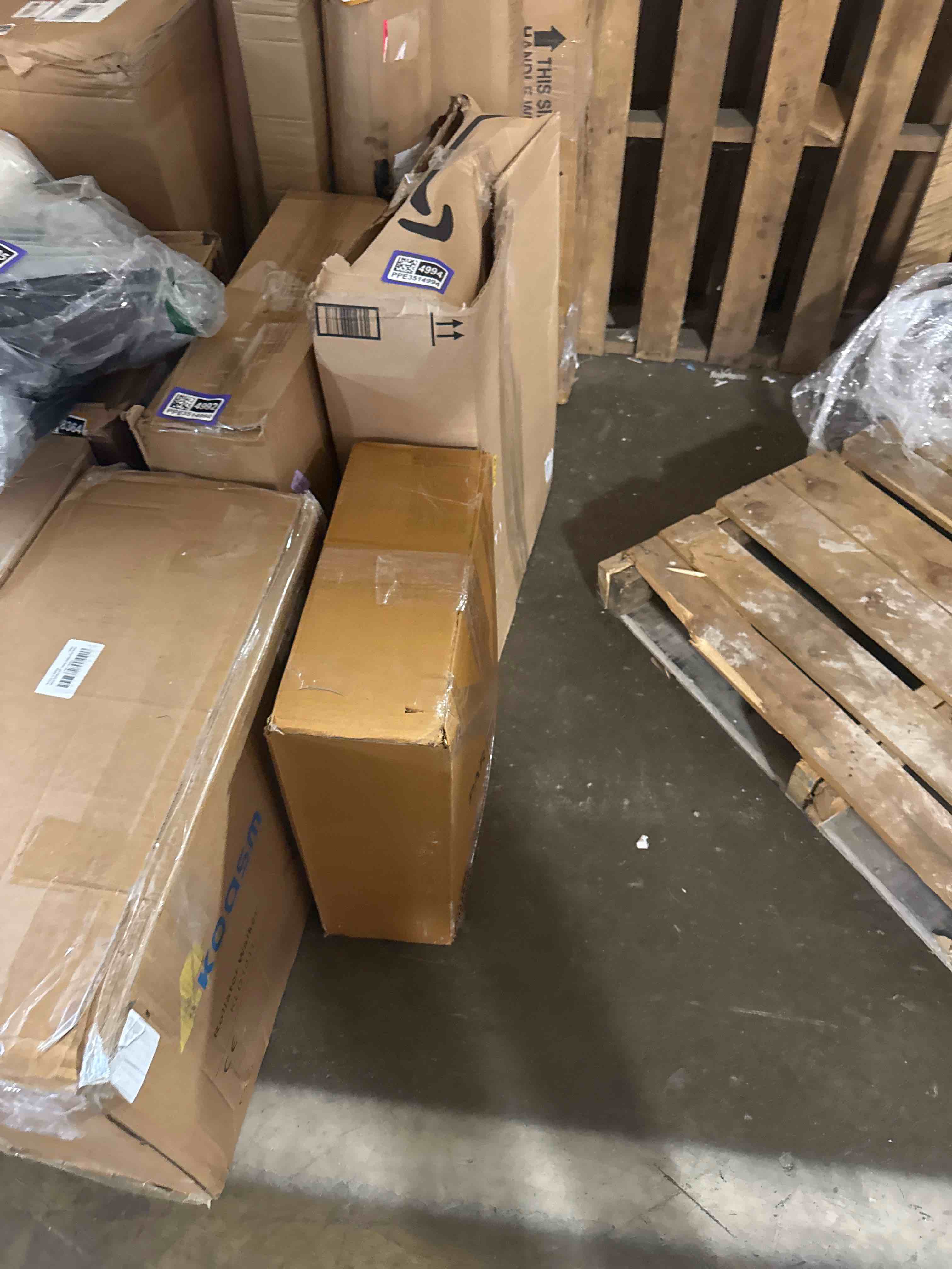 https://s3.amazonaws.com/lotting-images-prod/phillipi/PPE3514996_1761070518674.jpeg