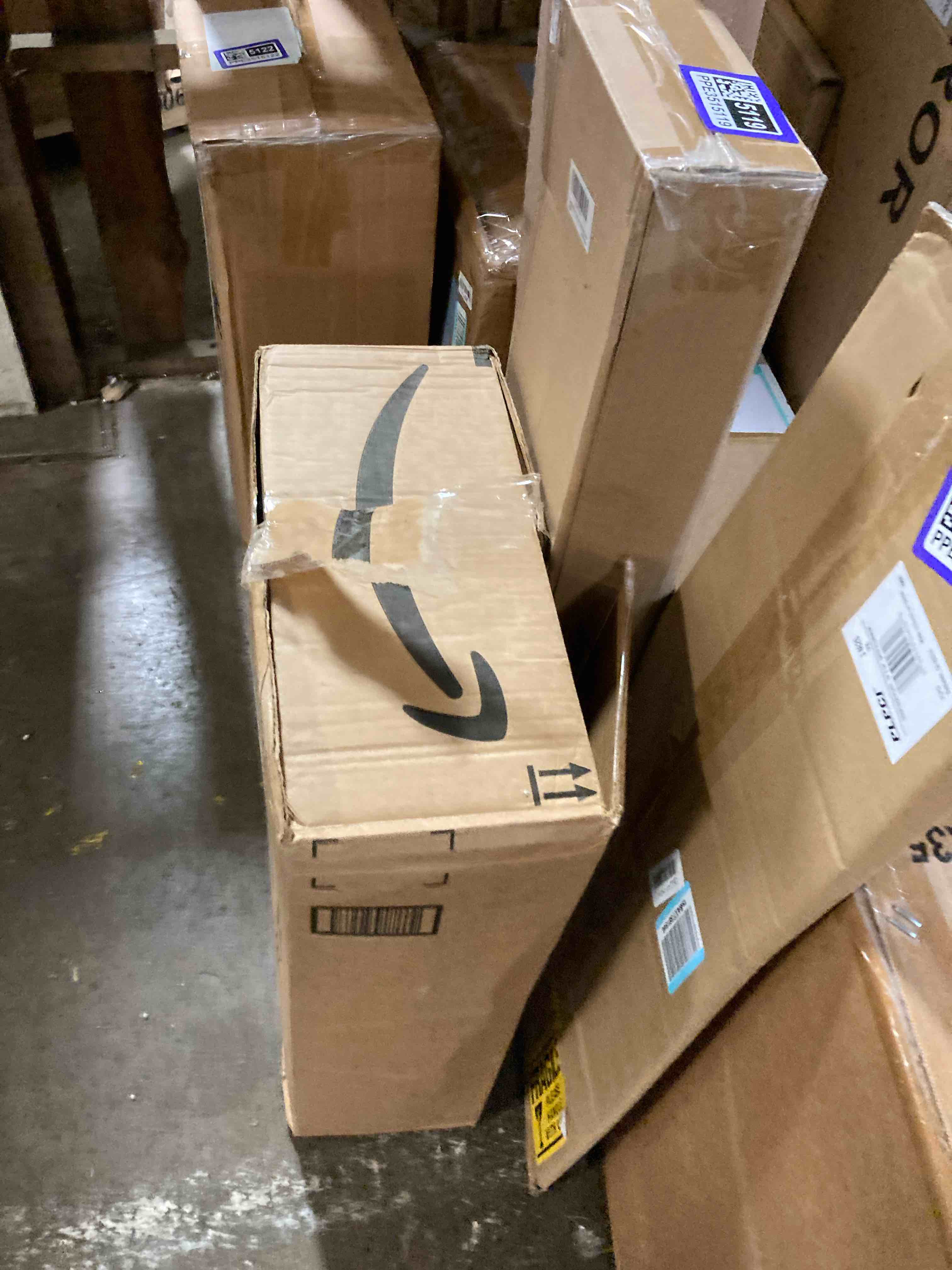 https://s3.amazonaws.com/lotting-images-prod/phillipi/PPE3515118_1761075672760.jpeg