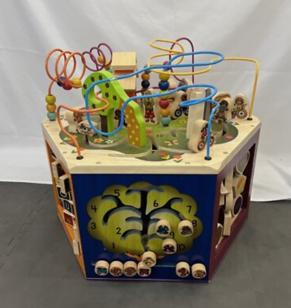 B. toys Wooden Activity Cube - Youniversity Baby Toddler City Themed Bnfts Chrty