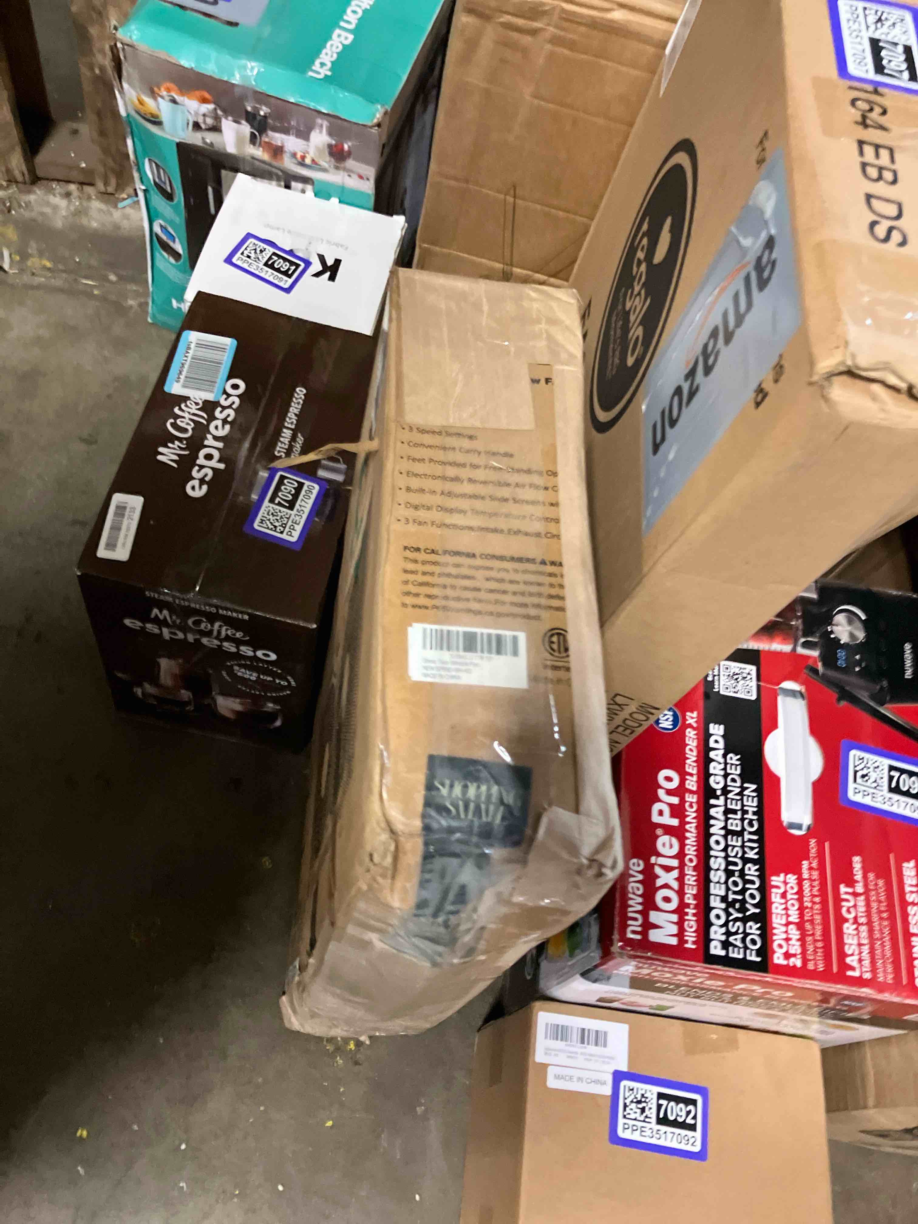 https://s3.amazonaws.com/lotting-images-prod/phillipi/PPE3517089_1759508399235.jpeg
