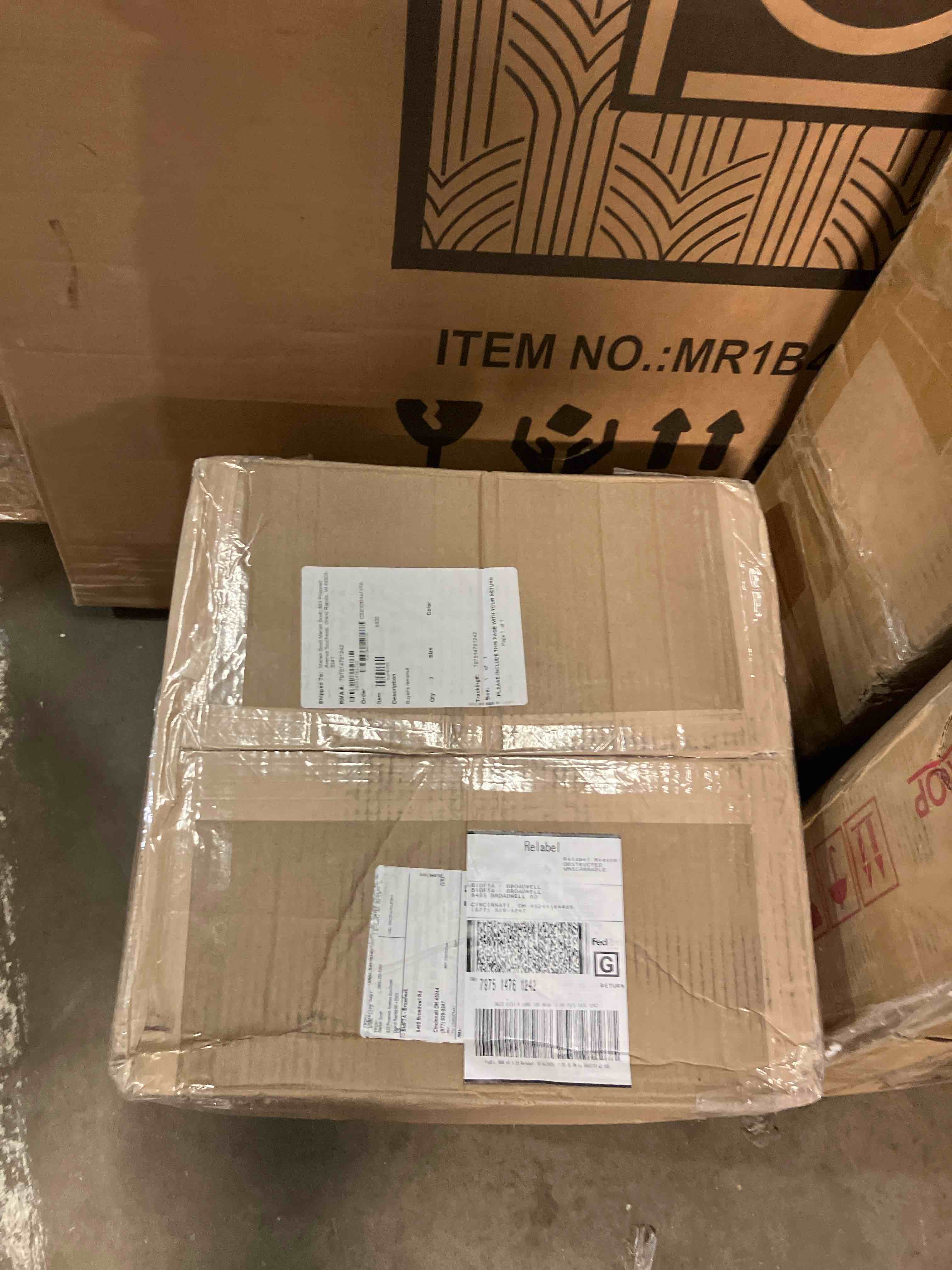 https://s3.amazonaws.com/lotting-images-prod/phillipi/PPE3517115_1757687201103.jpeg
