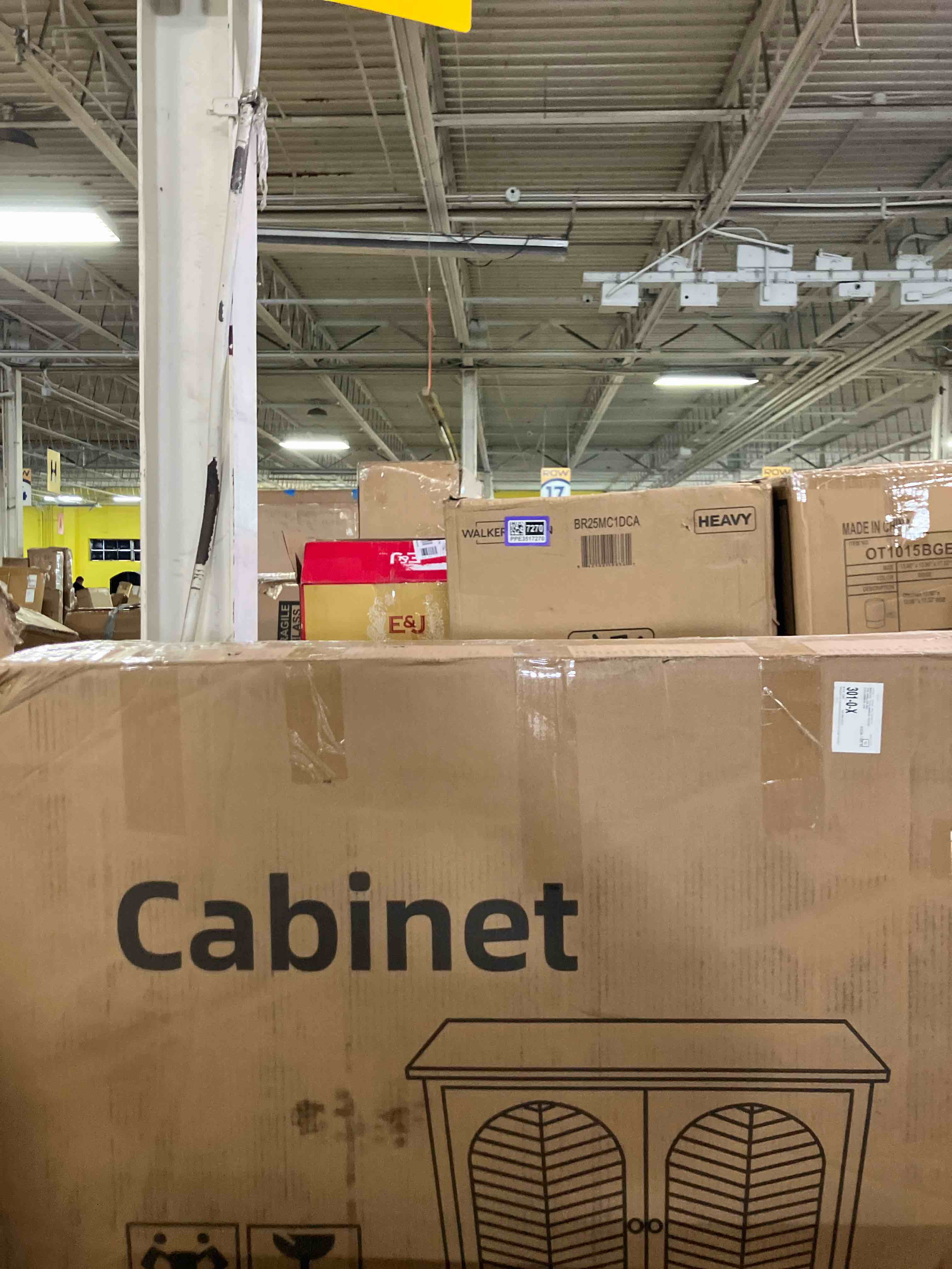 https://s3.amazonaws.com/lotting-images-prod/phillipi/PPE3517257_1758219525134.jpeg