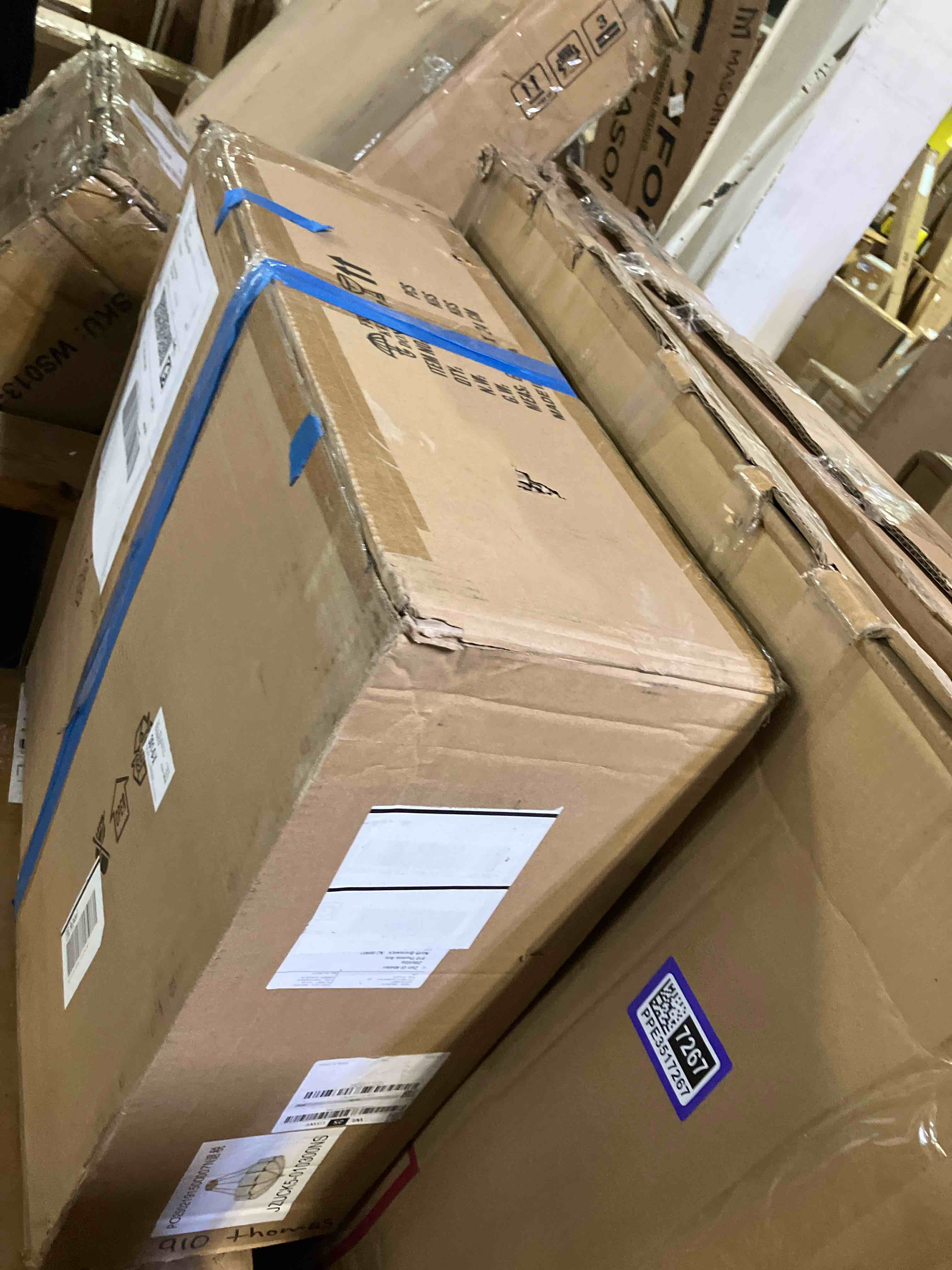 https://s3.amazonaws.com/lotting-images-prod/phillipi/PPE3517259_1758219357314.jpeg