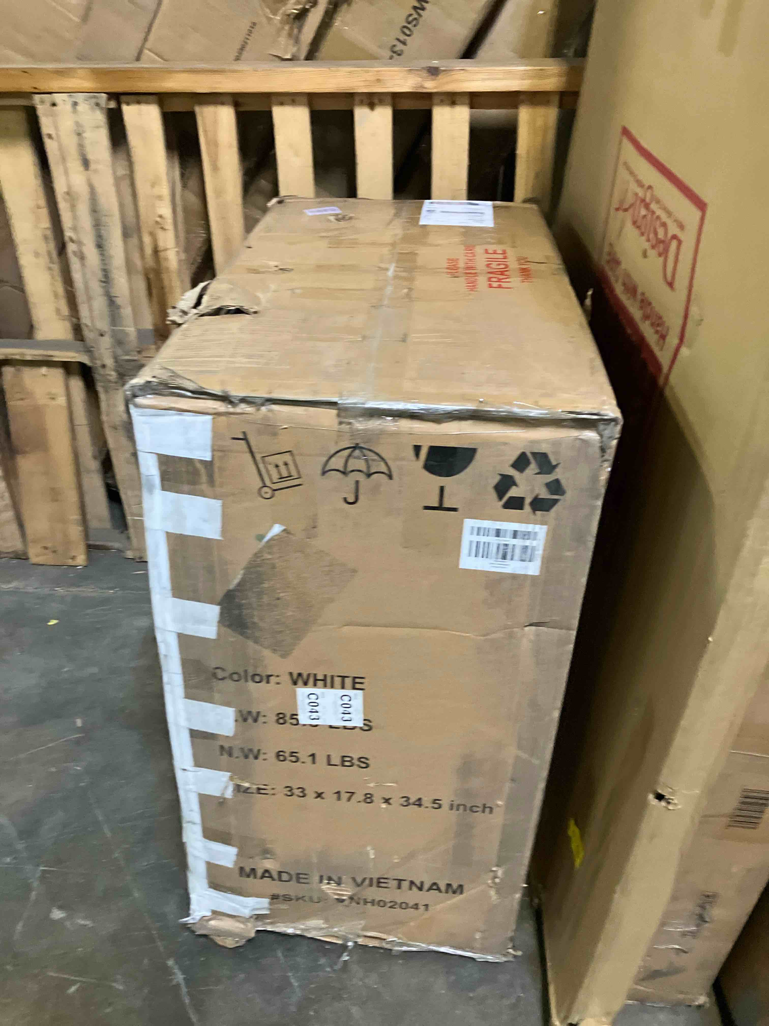 https://s3.amazonaws.com/lotting-images-prod/phillipi/PPE3517264_1758218565461.jpeg