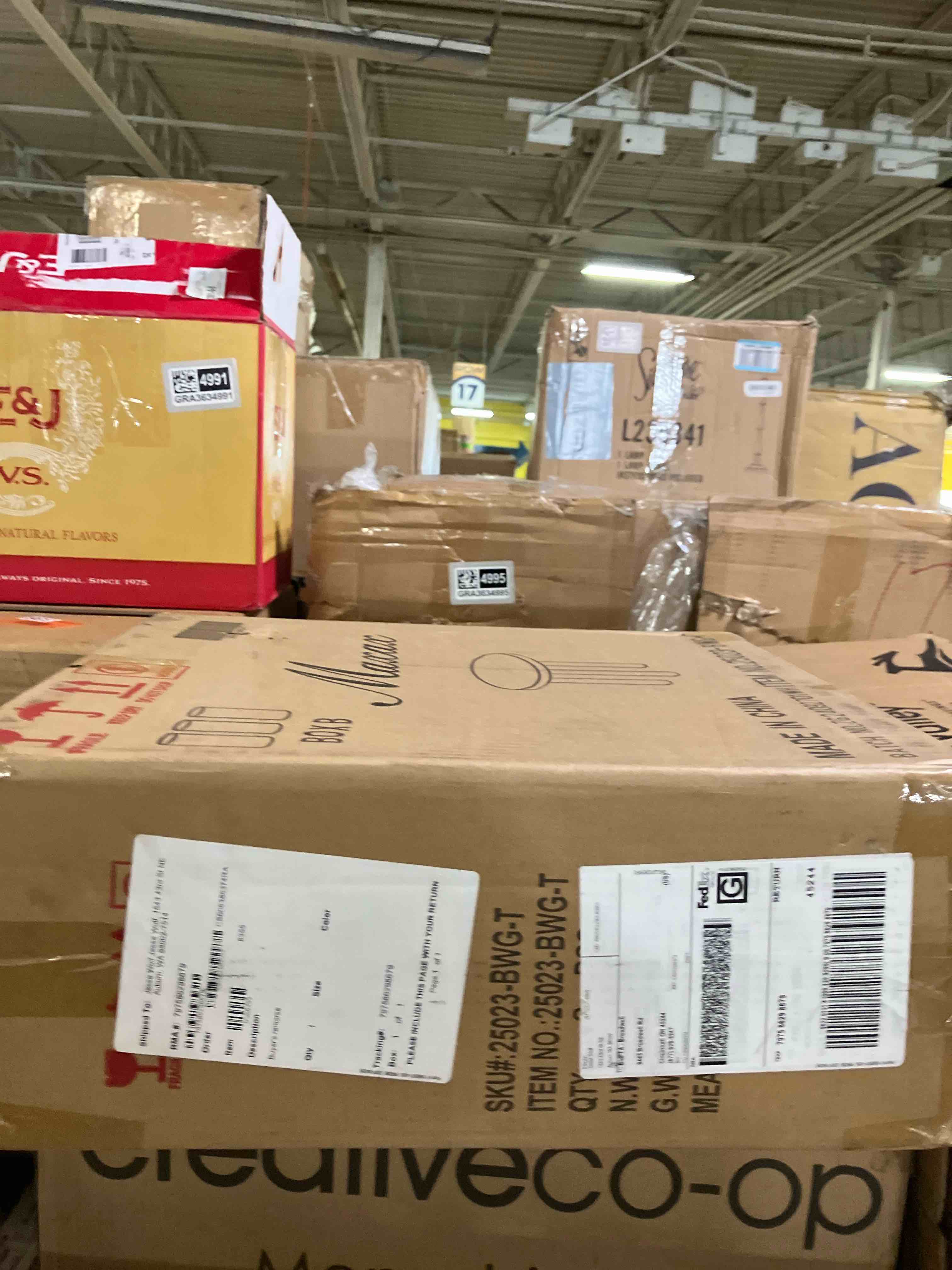 https://s3.amazonaws.com/lotting-images-prod/phillipi/PPE3517272_1758217287735.jpeg