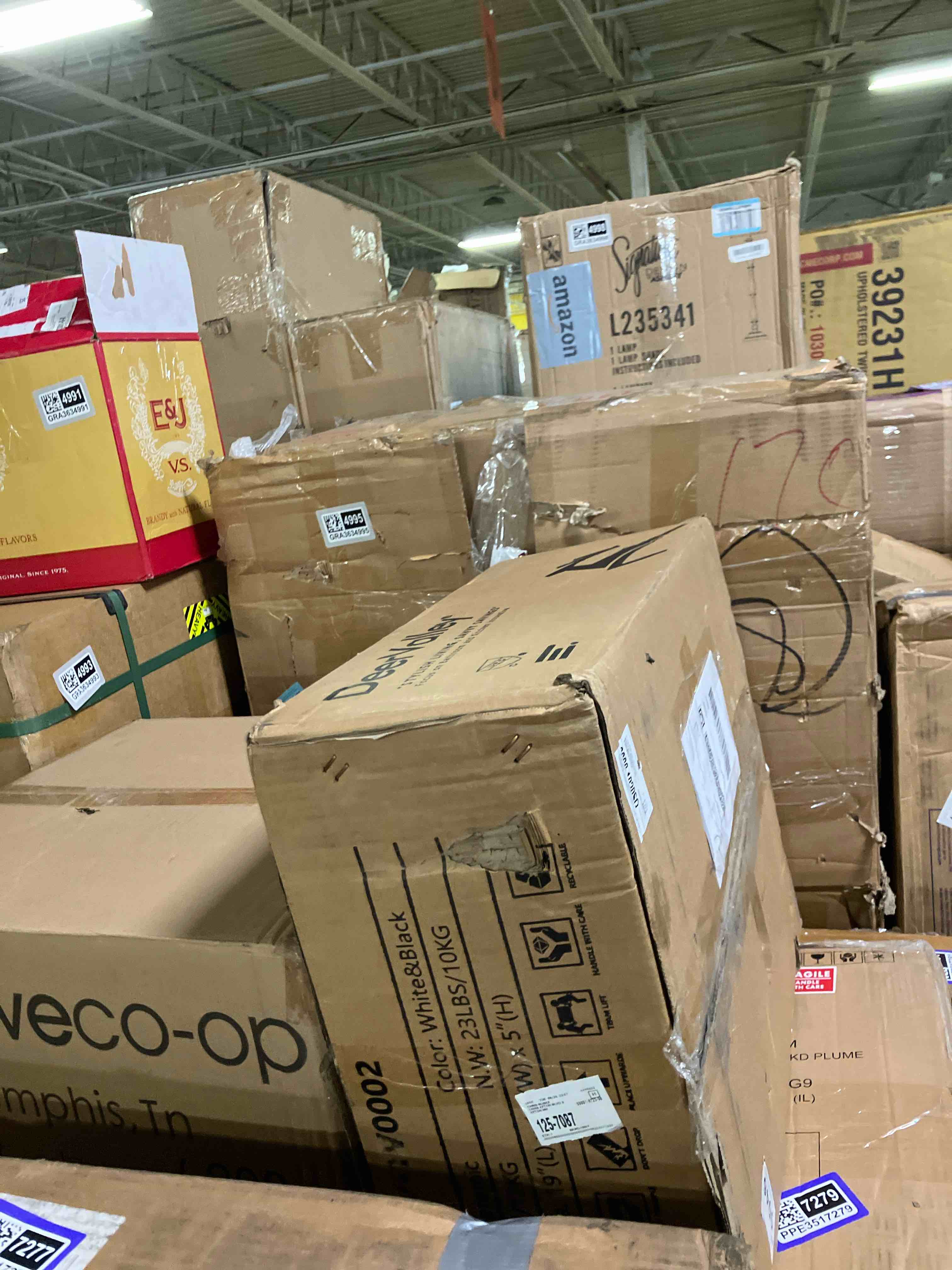 https://s3.amazonaws.com/lotting-images-prod/phillipi/PPE3517274_1758216813878.jpeg