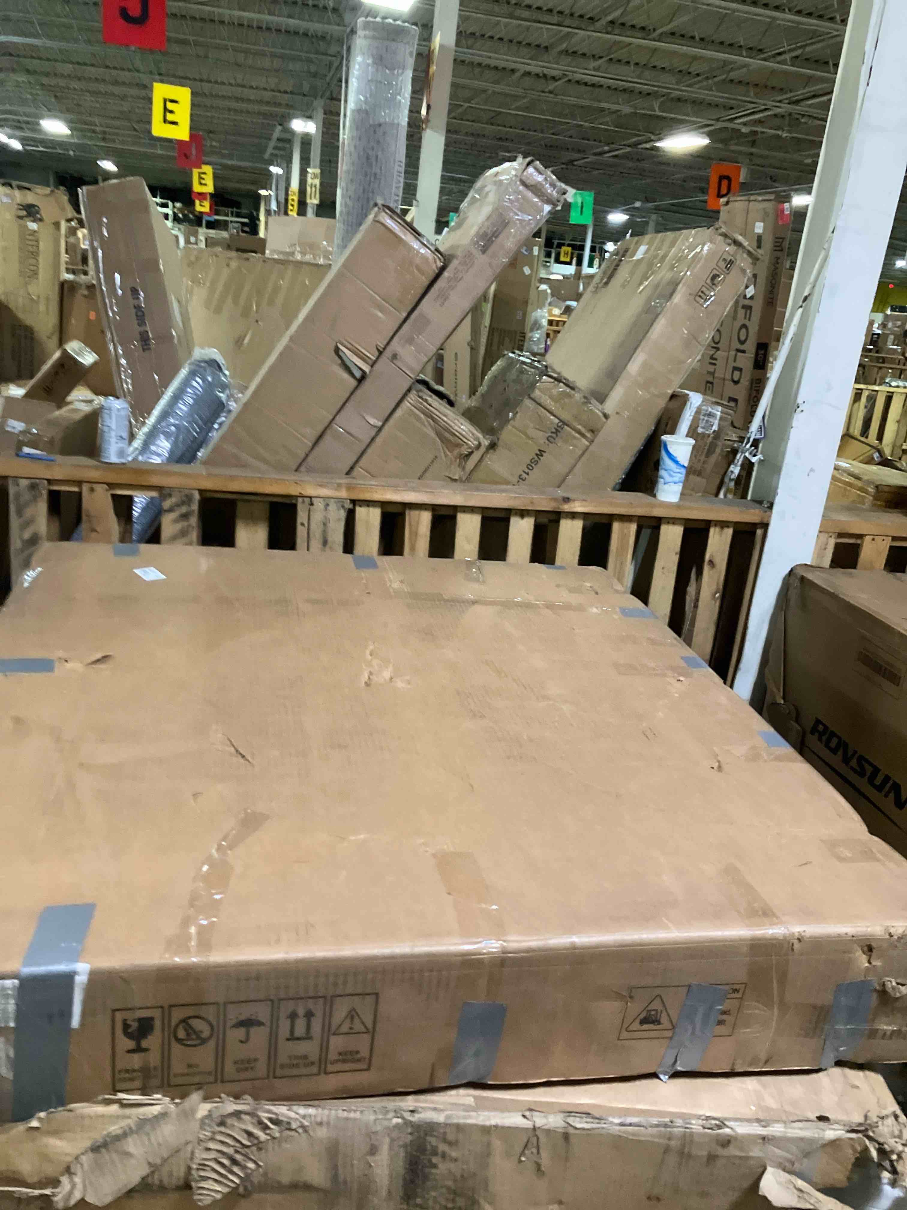 https://s3.amazonaws.com/lotting-images-prod/phillipi/PPE3517277_1758215944496.jpeg
