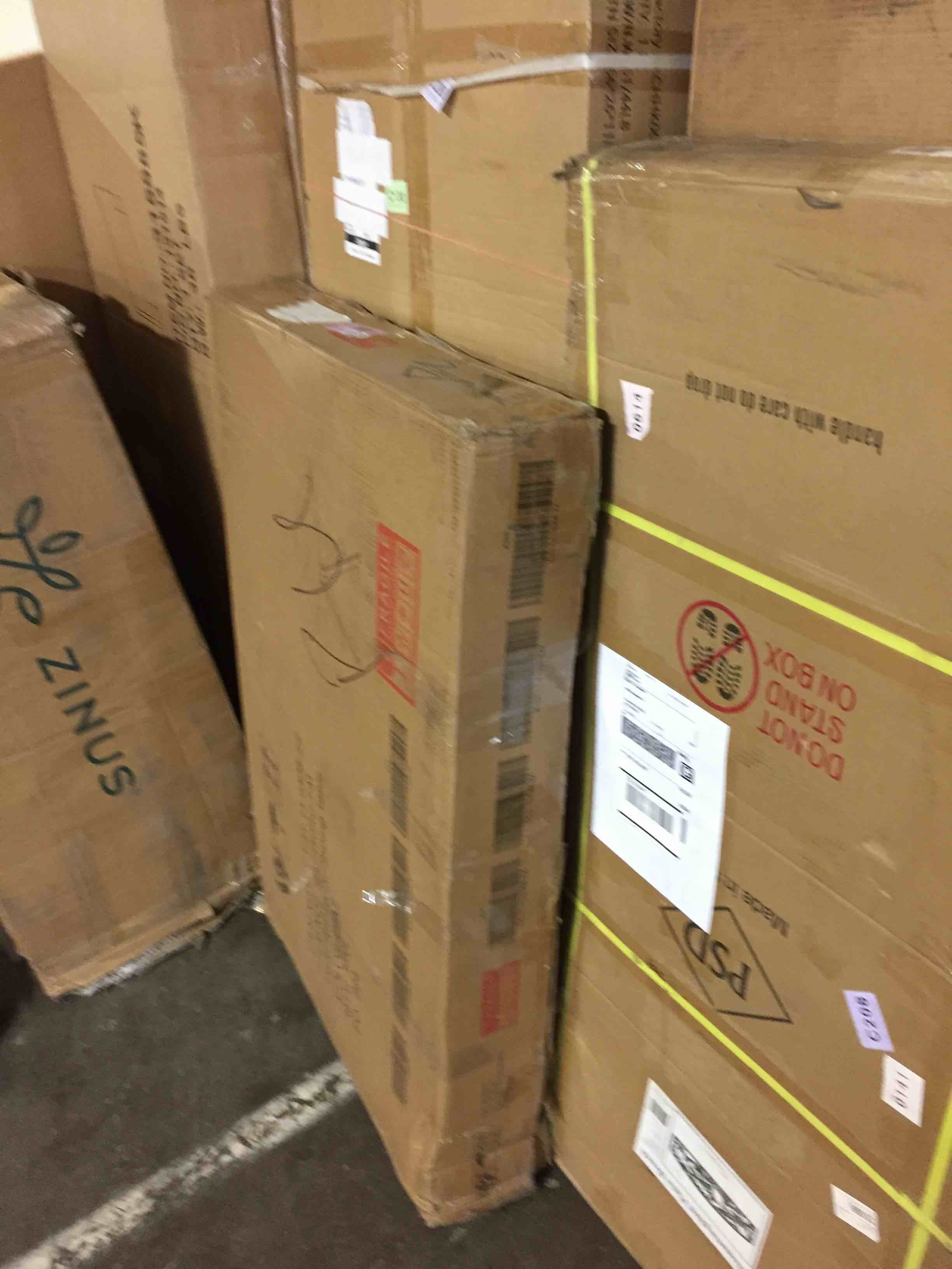 https://s3.amazonaws.com/lotting-images-prod/phillipi/PPE3517299_1758221492655.jpeg
