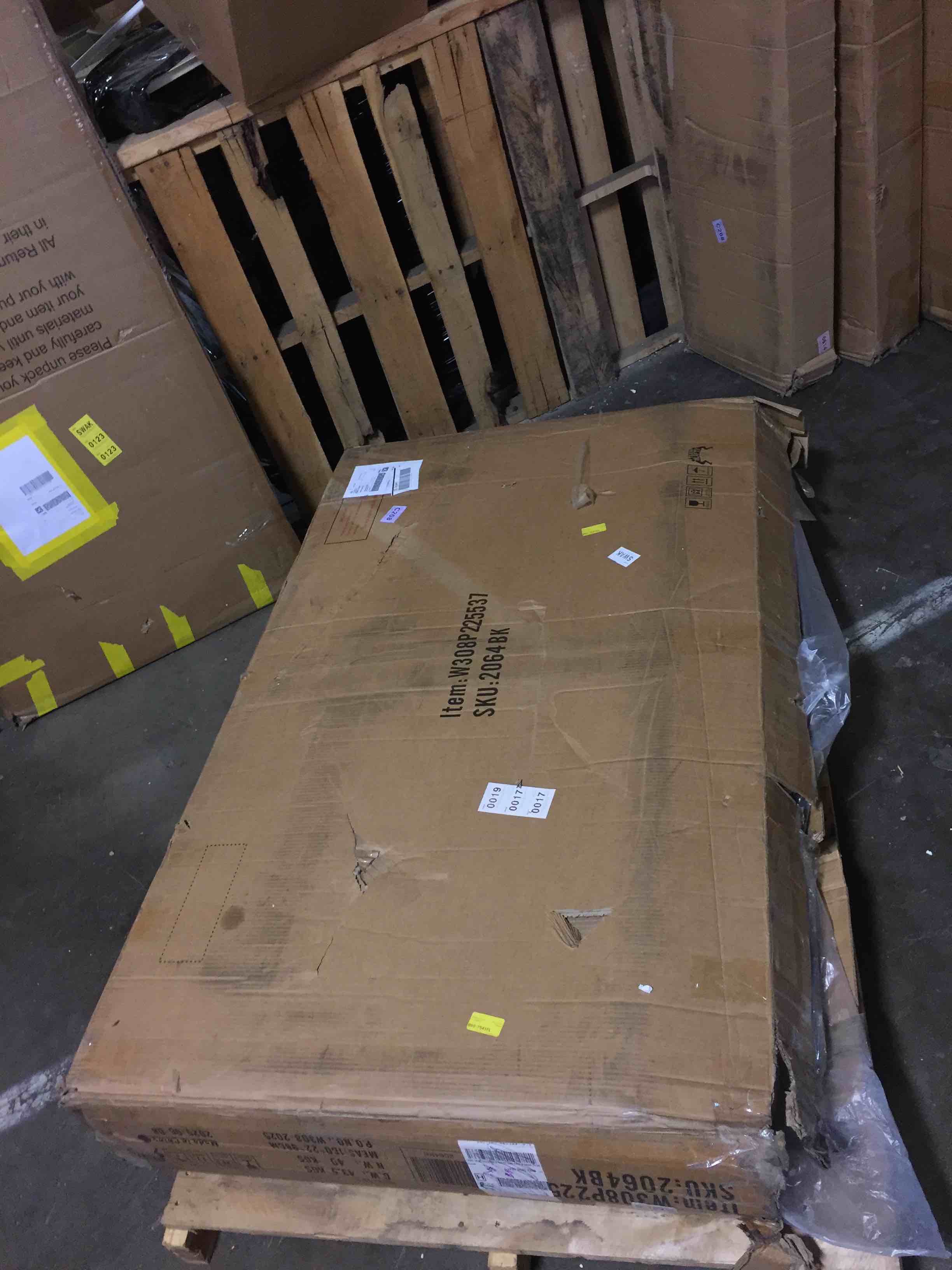 https://s3.amazonaws.com/lotting-images-prod/phillipi/PPE3517302_1758222213656.jpeg