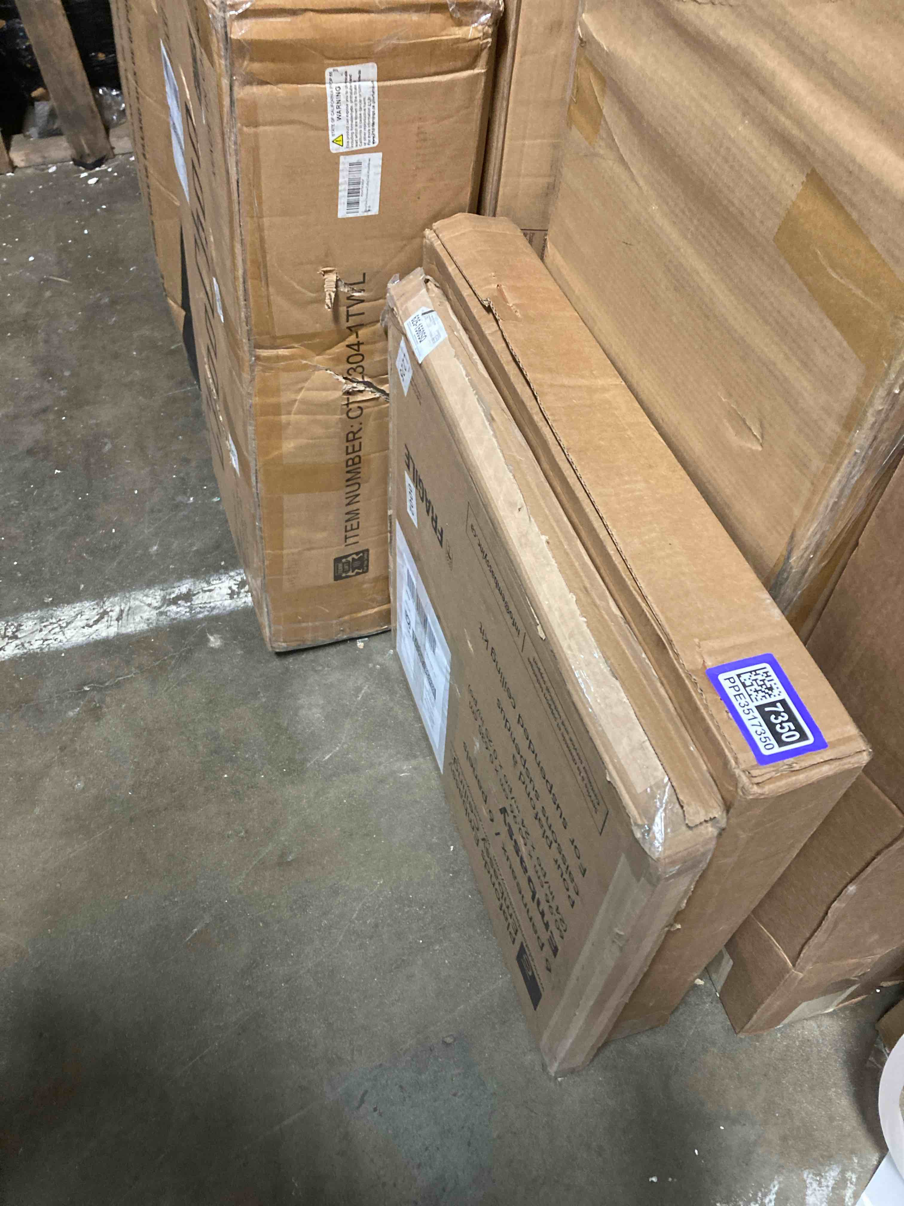 https://s3.amazonaws.com/lotting-images-prod/phillipi/PPE3517351_1758294864910.jpeg