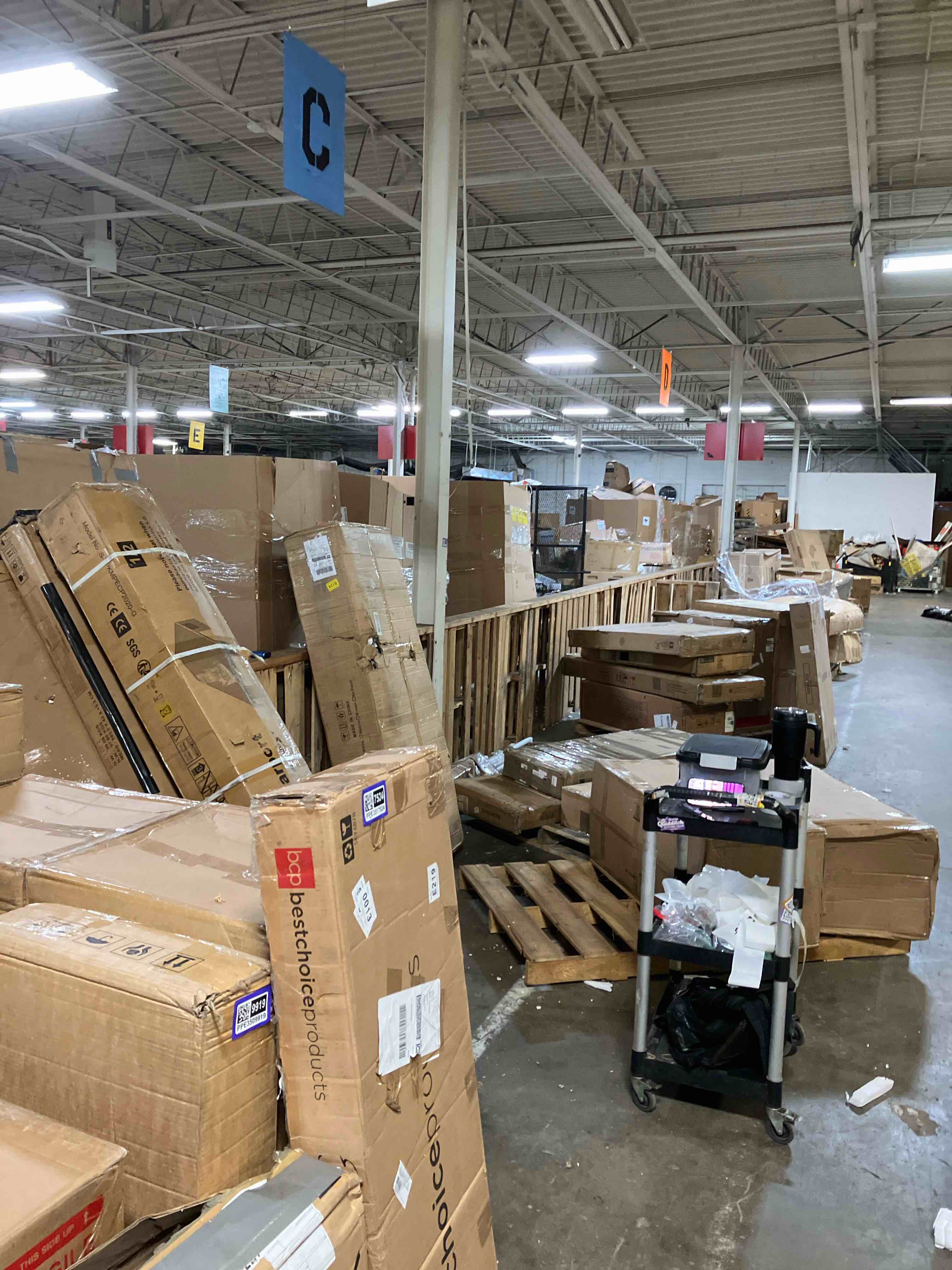 https://s3.amazonaws.com/lotting-images-prod/phillipi/PPE3517524_1759330482820.jpeg