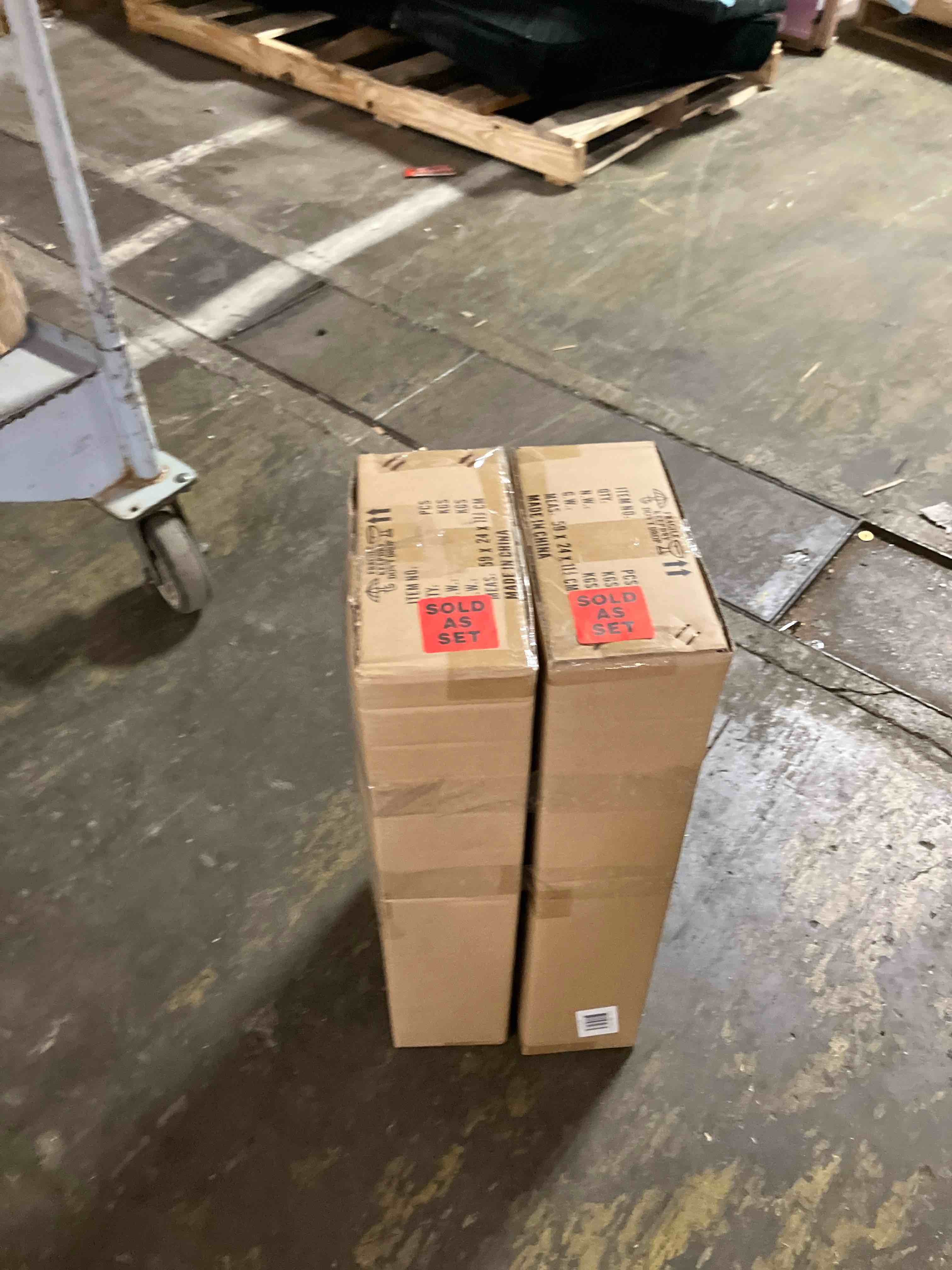 Condition photo showing New/Like New for Modern 2-Light 8 in. Black LED Wall Sconce 3000K Warm Light Dimmable