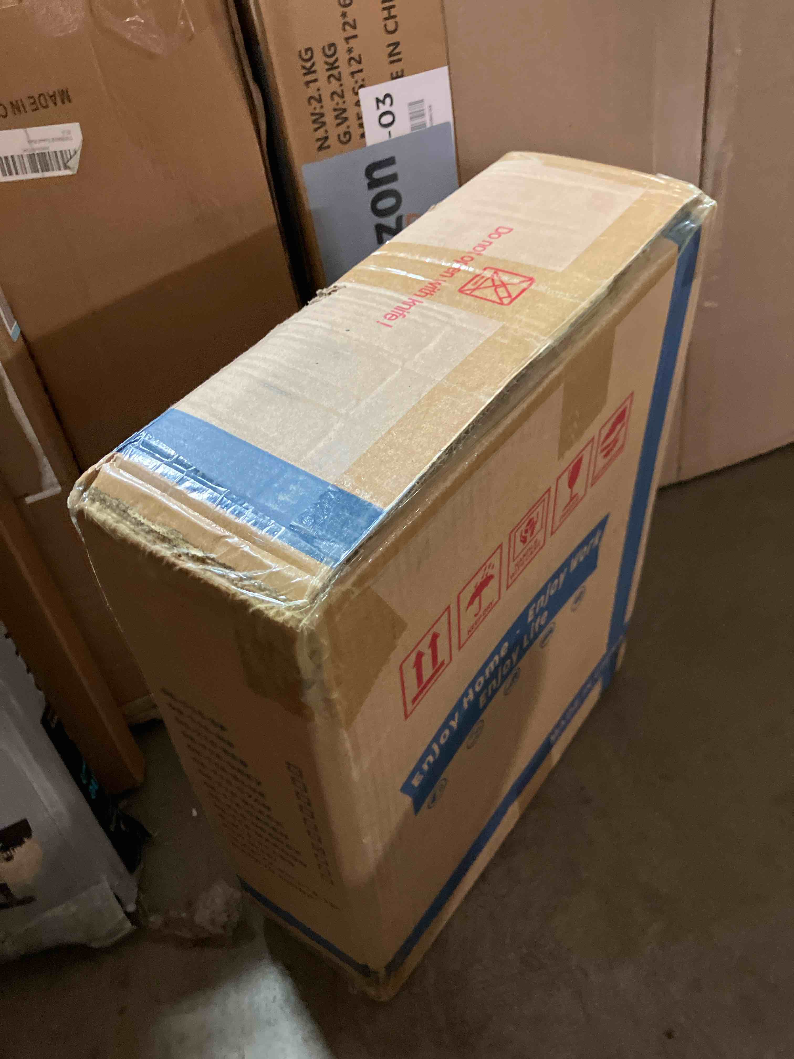 https://s3.amazonaws.com/lotting-images-prod/phillipi/PPE3517865_1759156197654.jpeg