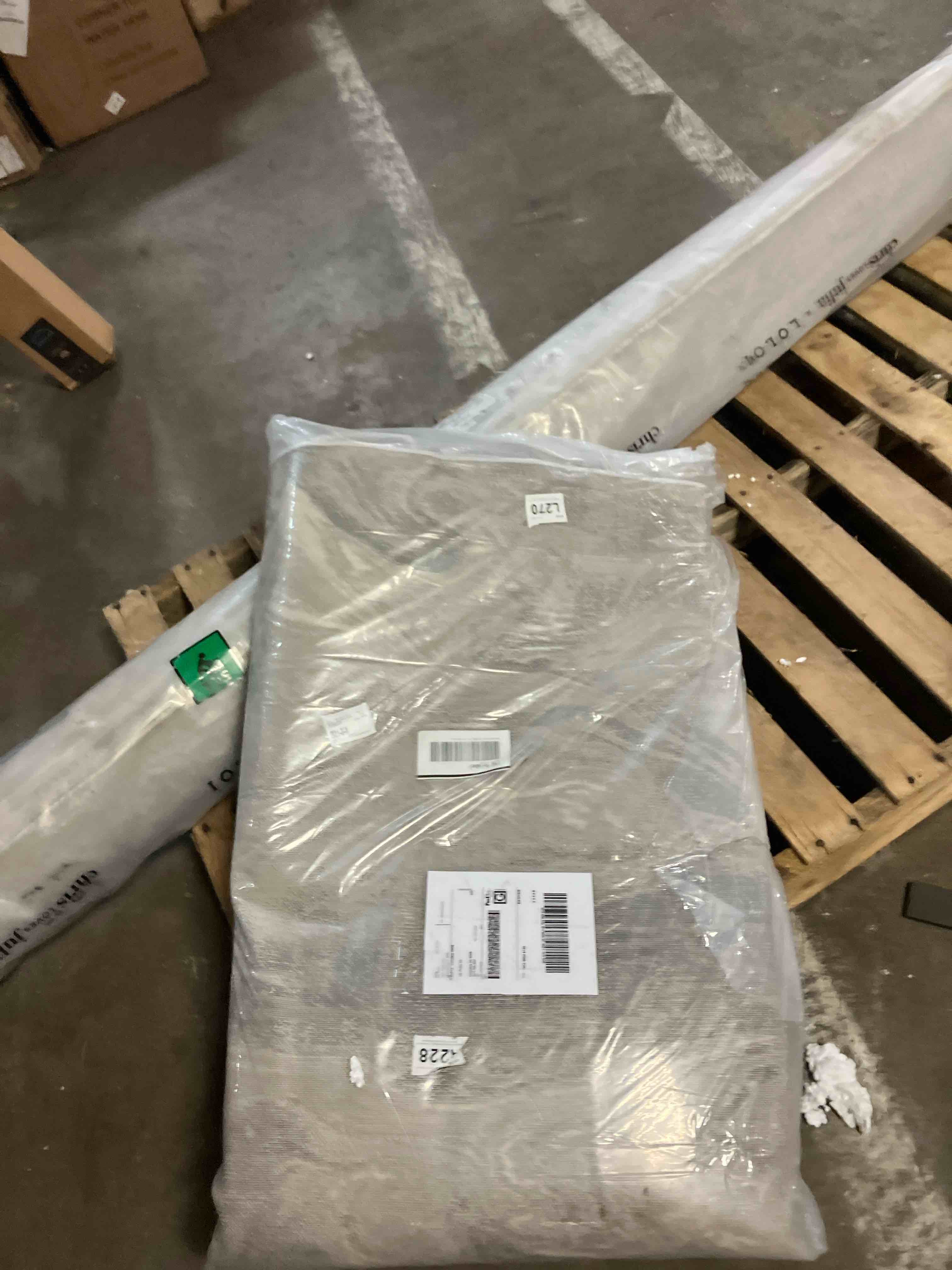 https://s3.amazonaws.com/lotting-images-prod/phillipi/PPE3517986_1759416717972.jpeg