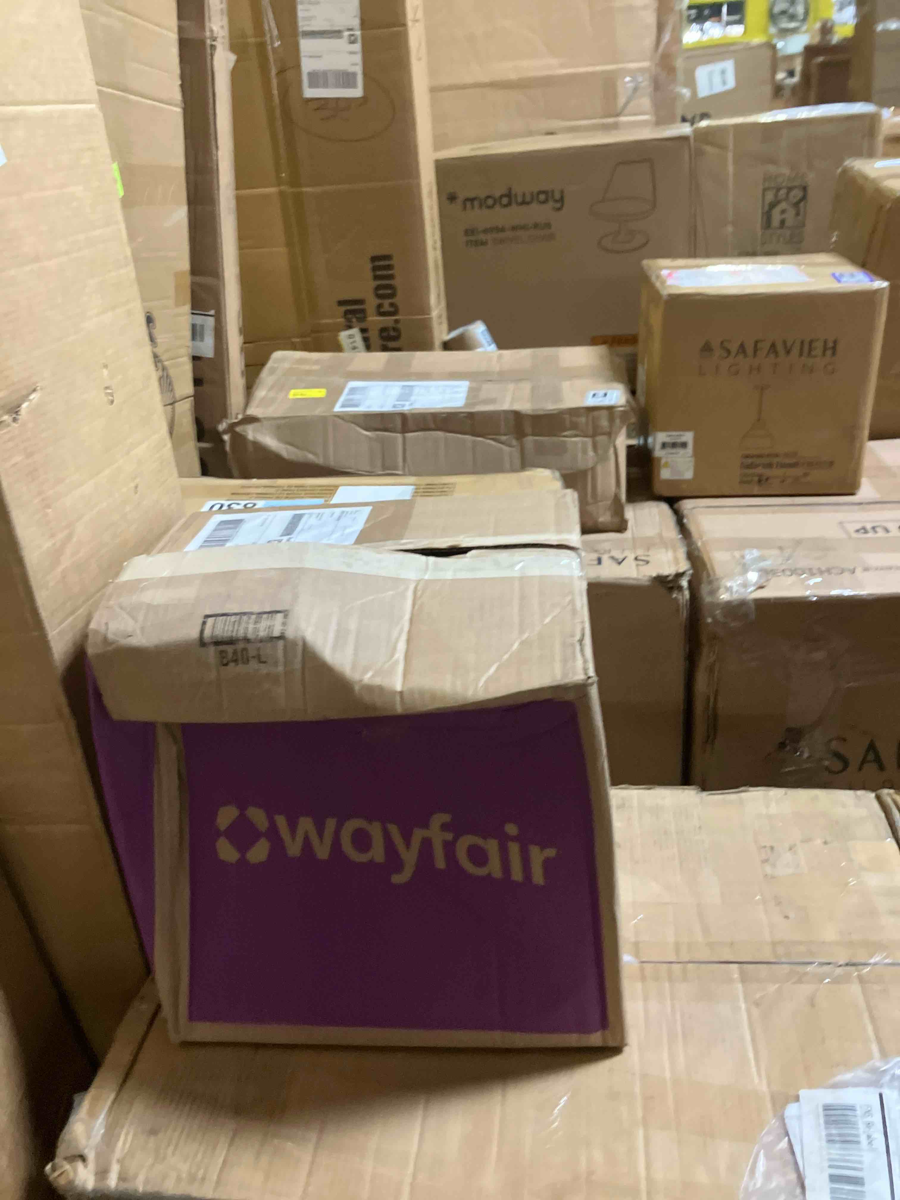 https://s3.amazonaws.com/lotting-images-prod/phillipi/PPE3518007_1759431686226.jpeg