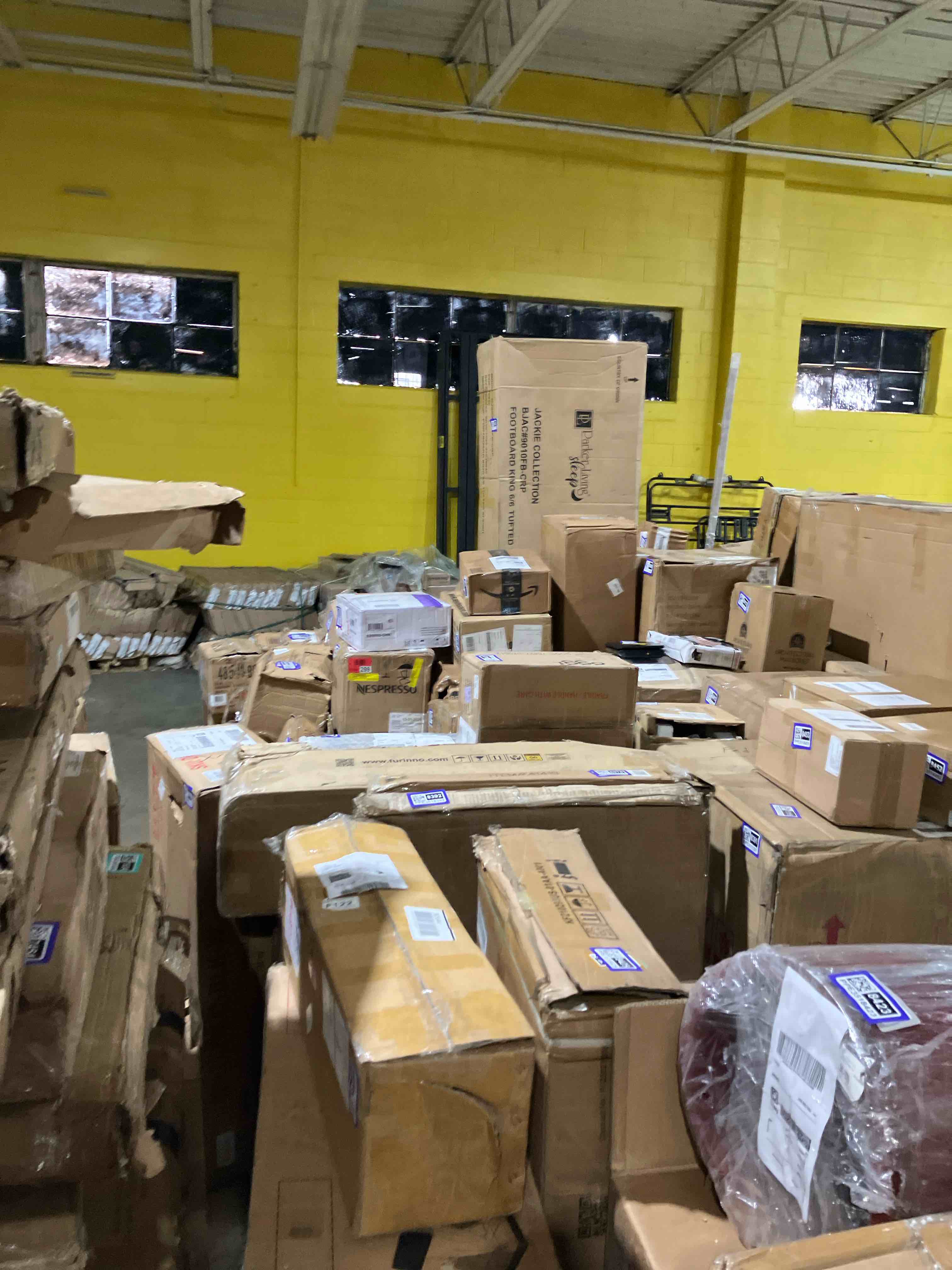https://s3.amazonaws.com/lotting-images-prod/phillipi/PPE3518456_1759773402848.jpeg