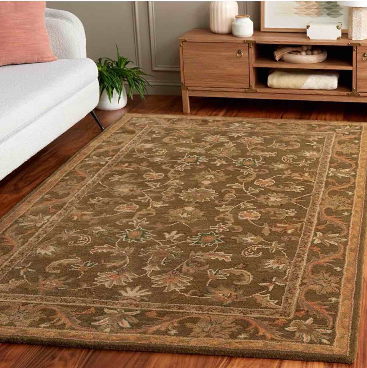 SAFAVIEH Antiquity Collection 5' x 8' Olive / Gold AT52A Handmade Traditional Oriental Premium Wool Area Rug