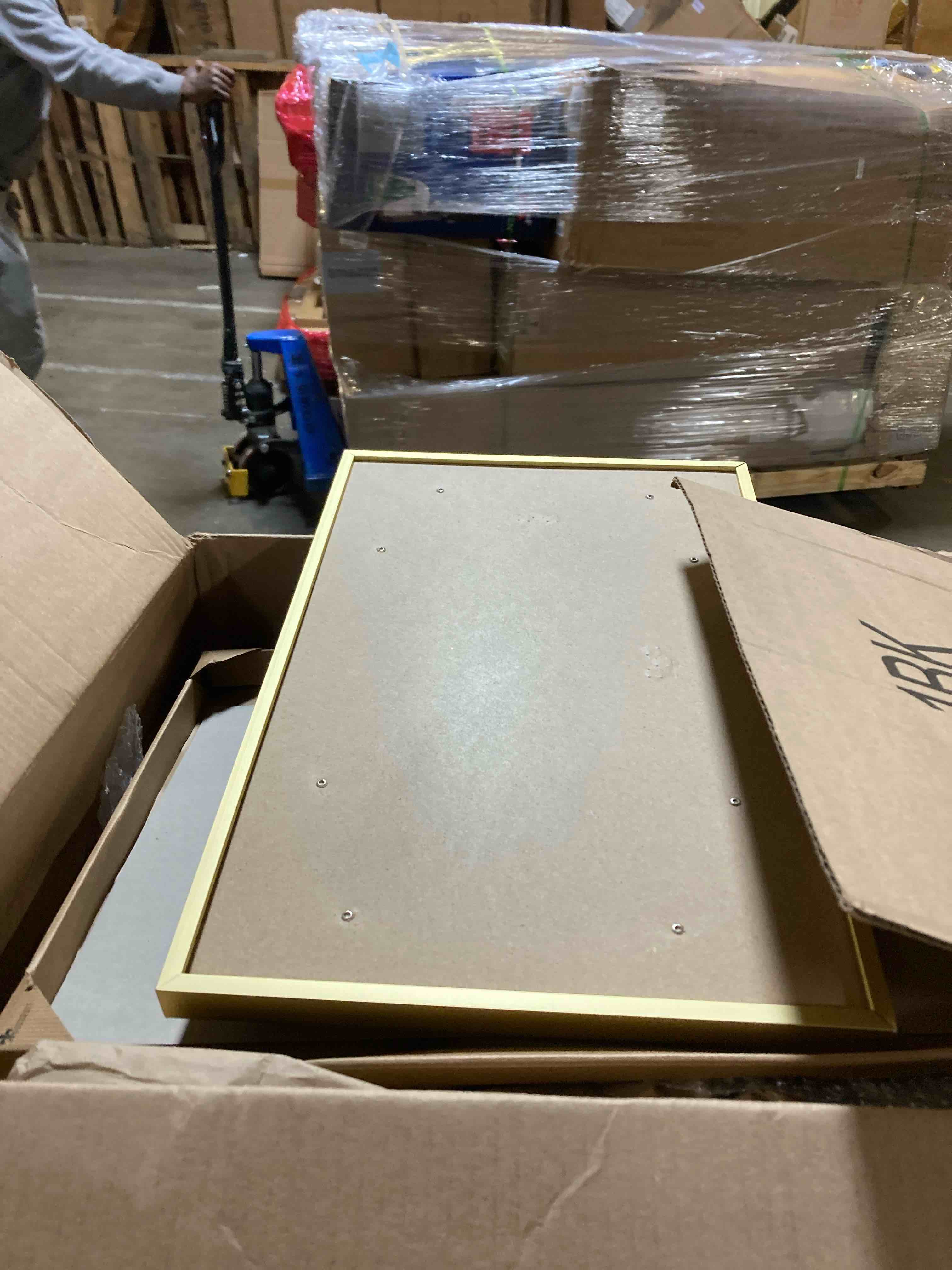 https://s3.amazonaws.com/lotting-images-prod/phillipi/PPE3519026_1760555828946.jpeg