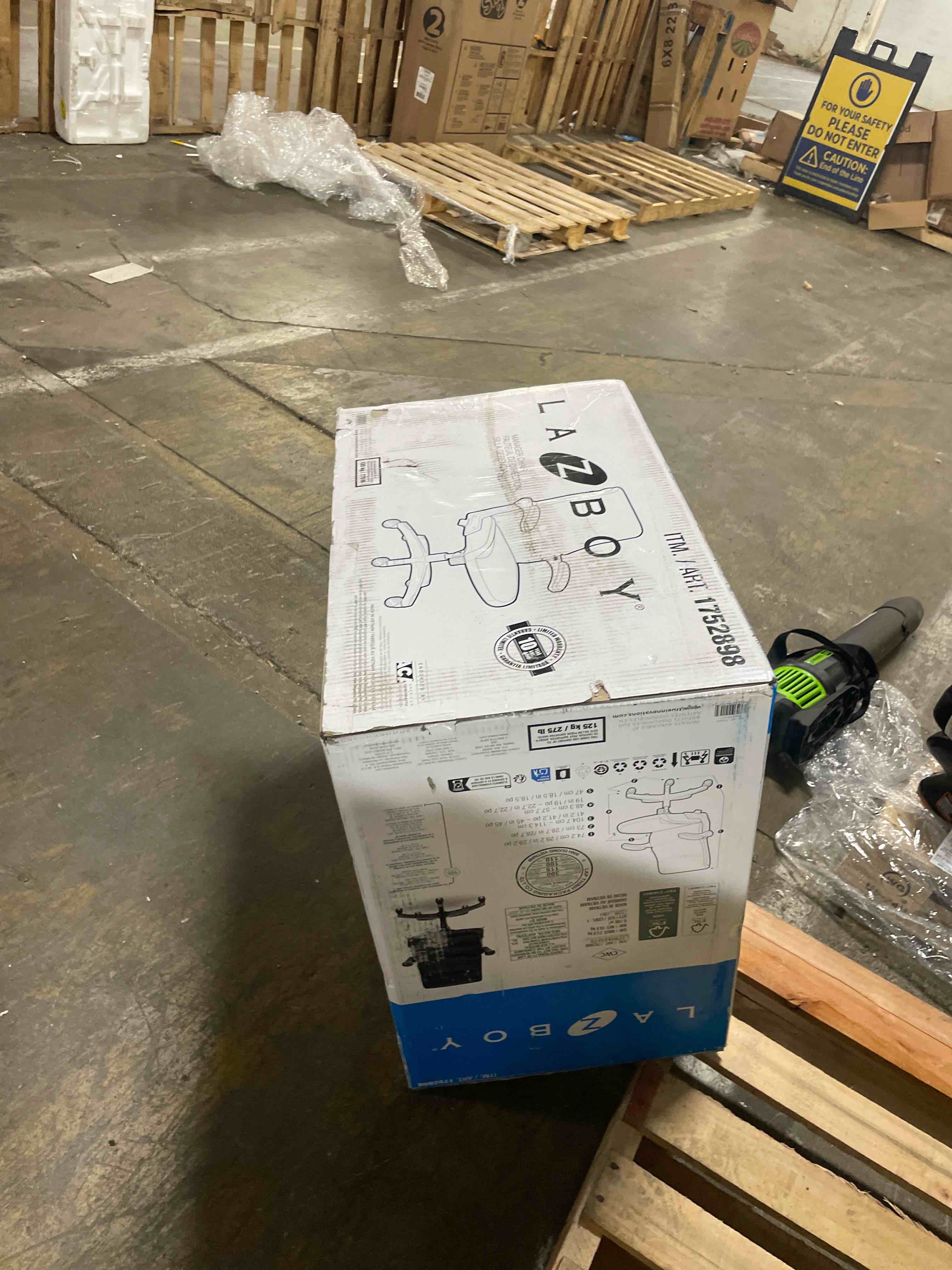 https://s3.amazonaws.com/lotting-images-prod/phillipi/PPE3519038_1760558937985.jpeg