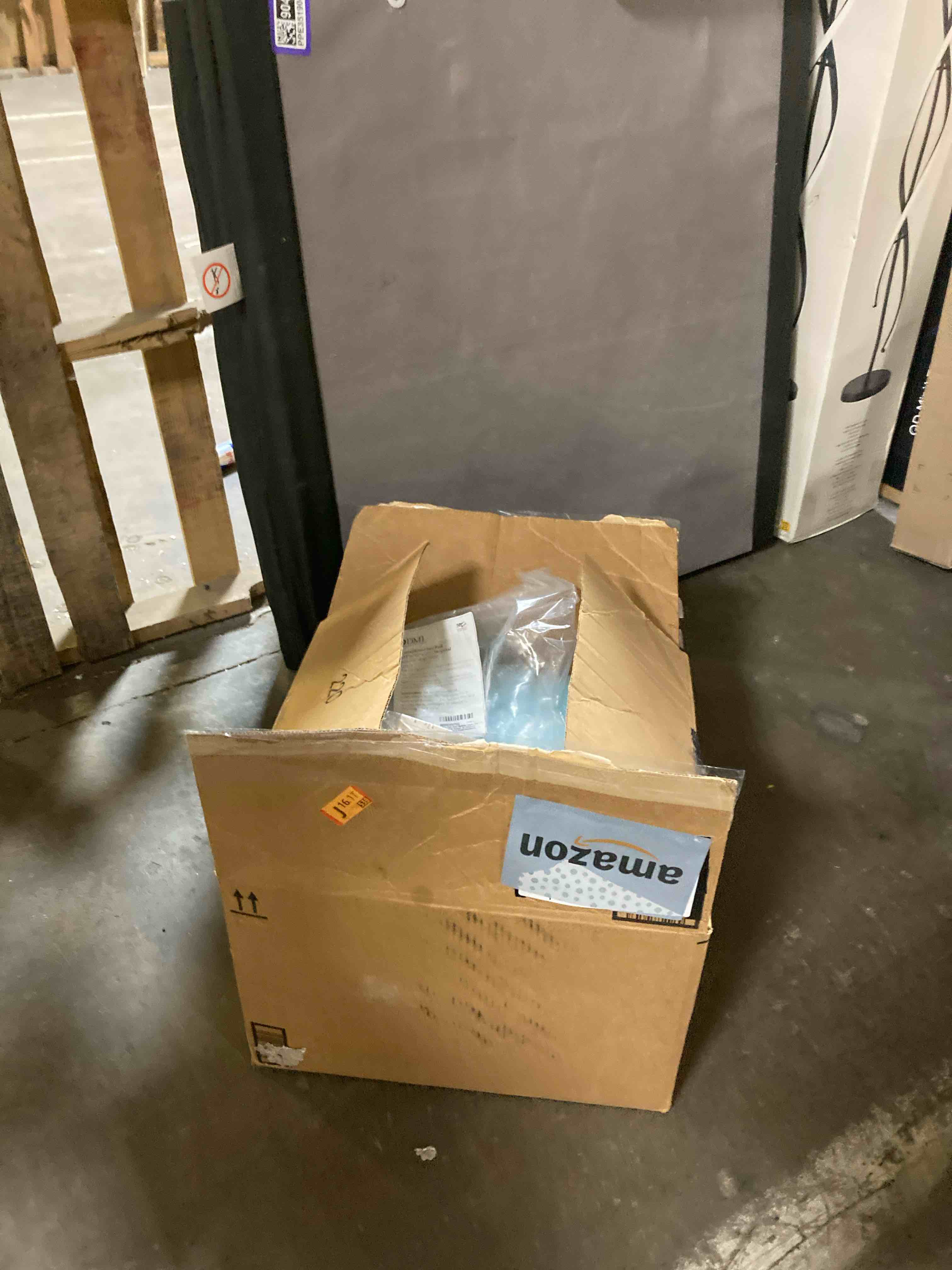 https://s3.amazonaws.com/lotting-images-prod/phillipi/PPE3519050_1760561936138.jpeg