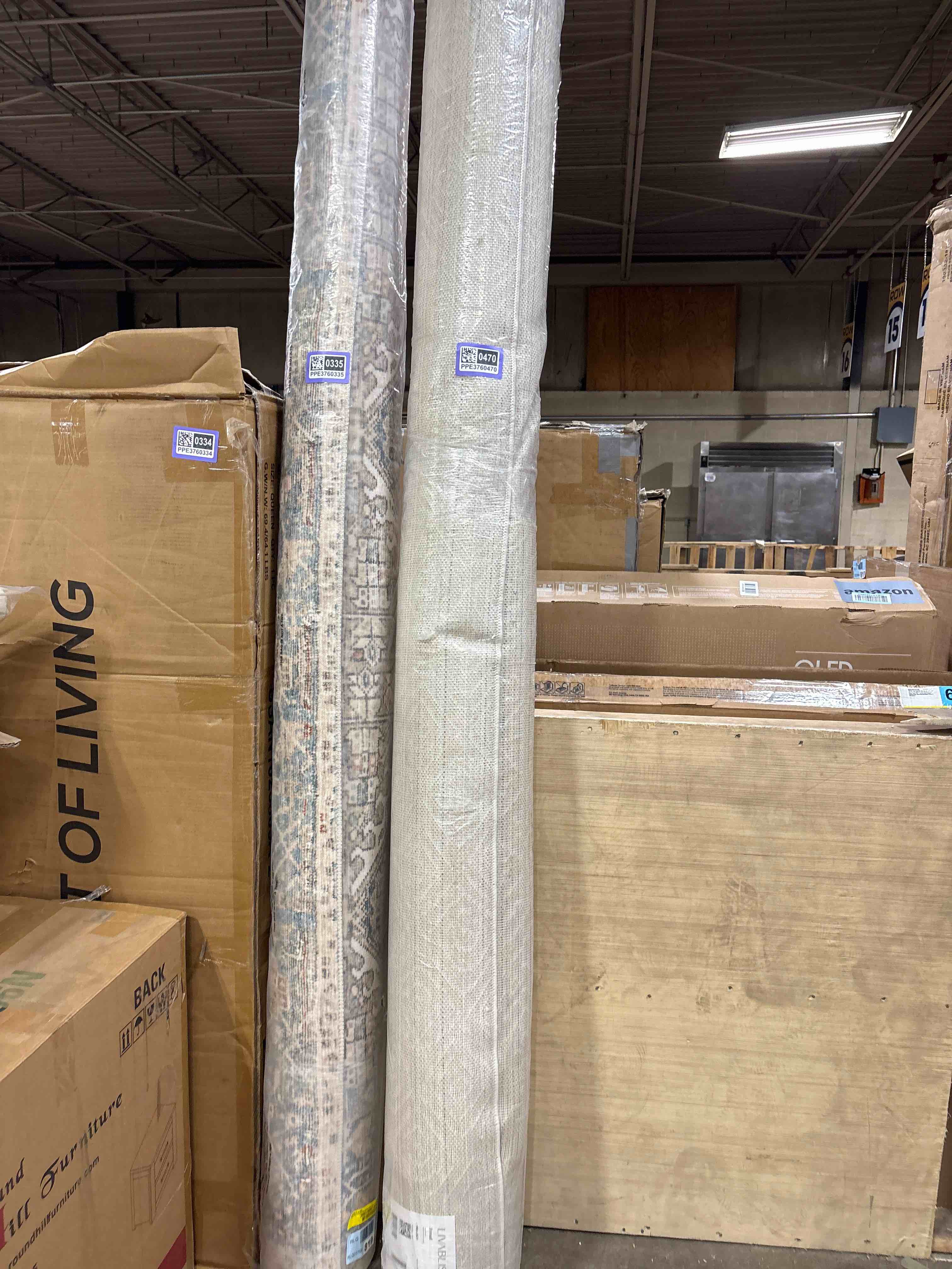 Condition photo showing New/Like New for Calvo Ivory/Off-White Area Rug