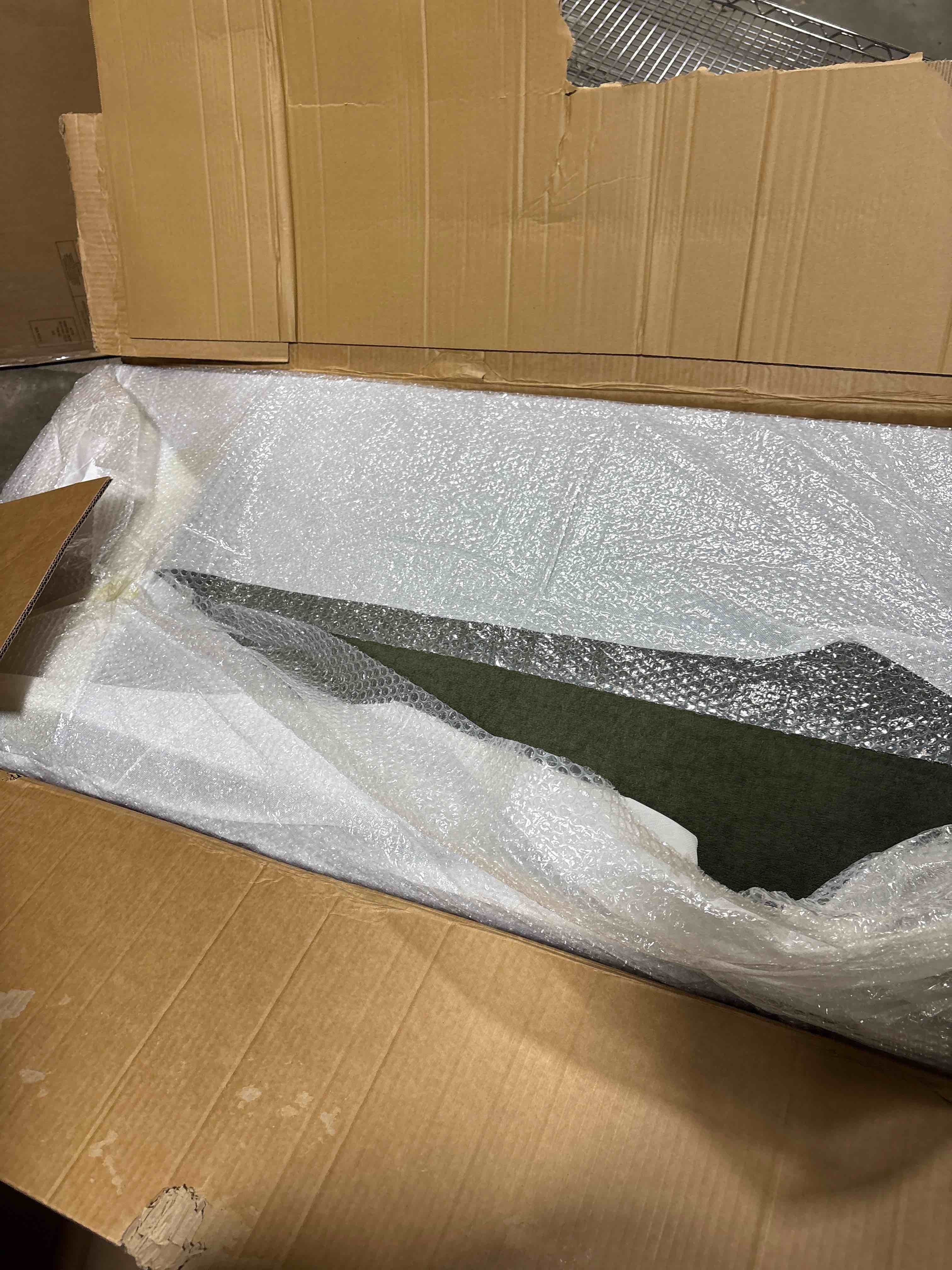 Condition photo showing New/Like New for 68“ Mid Century Modern Loveseat Sofa for Small Living Room, Rraditional 2 Seater Couch for Office Apartment Bedroom, Mini|Small|Vintage|Wood Frame|Chenille Fabric|600 LBS|Tufted (Saga Green)