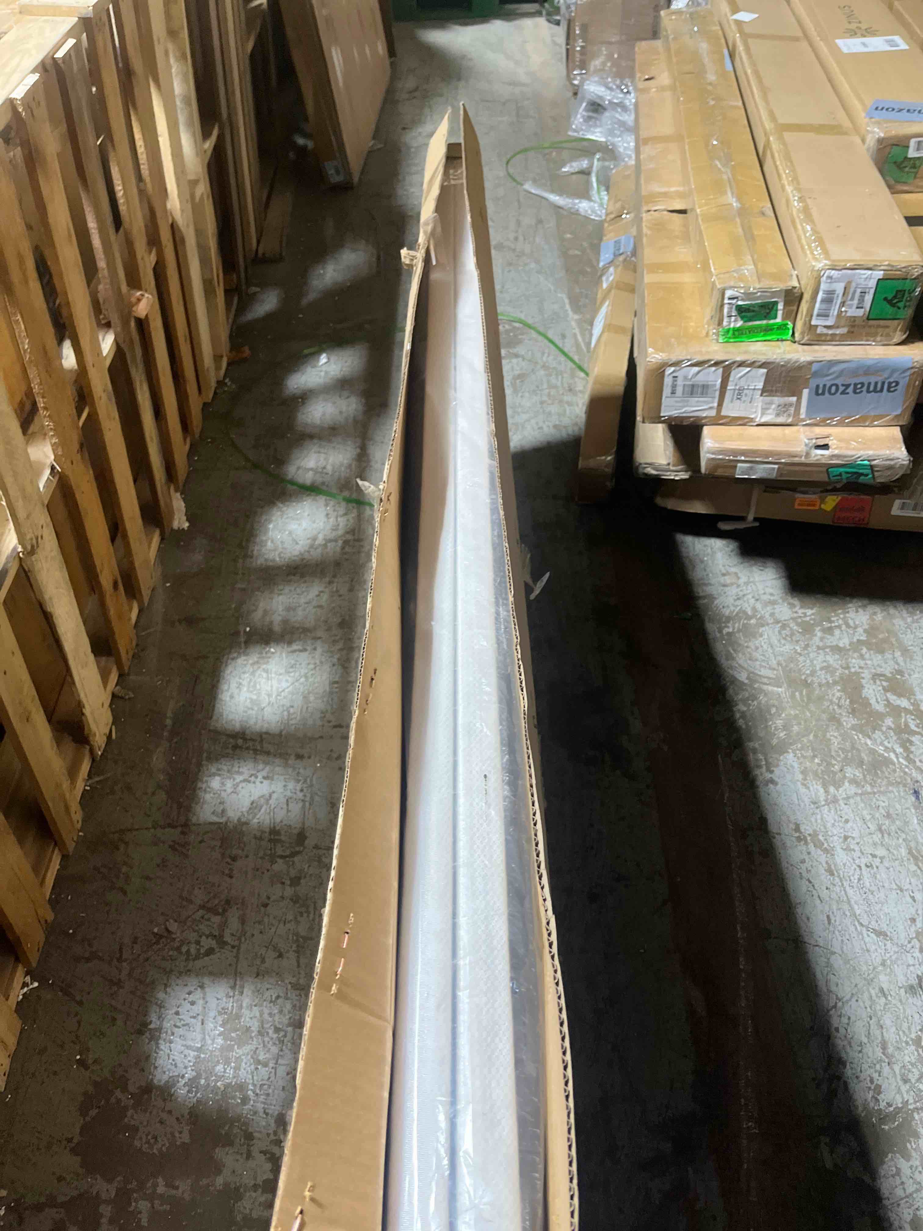 Condition photo showing Good Condition for Twin Box Spring 2 Inch Low Profile Bunkie Board Bed Slat Replacement, Twin Size Box Spring, Mattress Surpoort Base, Noise Free, Easy Assembly 2 Inch Height Twin