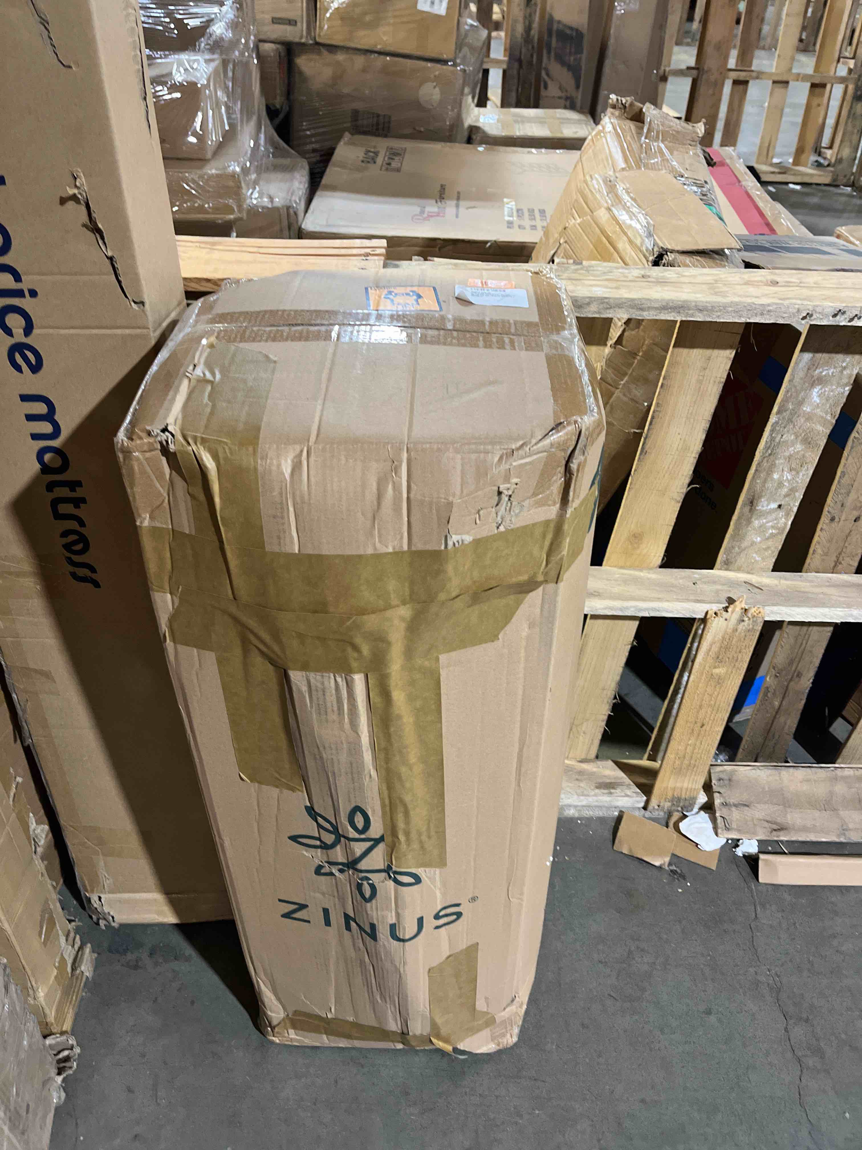 Condition photo showing New/Like New for Zinus 12 Inch King Green Tea Memory Foam Mattress [New Version], Fiberglass Free, Medium Firm Feel, Zoned Pressure Relief, Certified Safe Foams & Fabric, Mattress in A Box